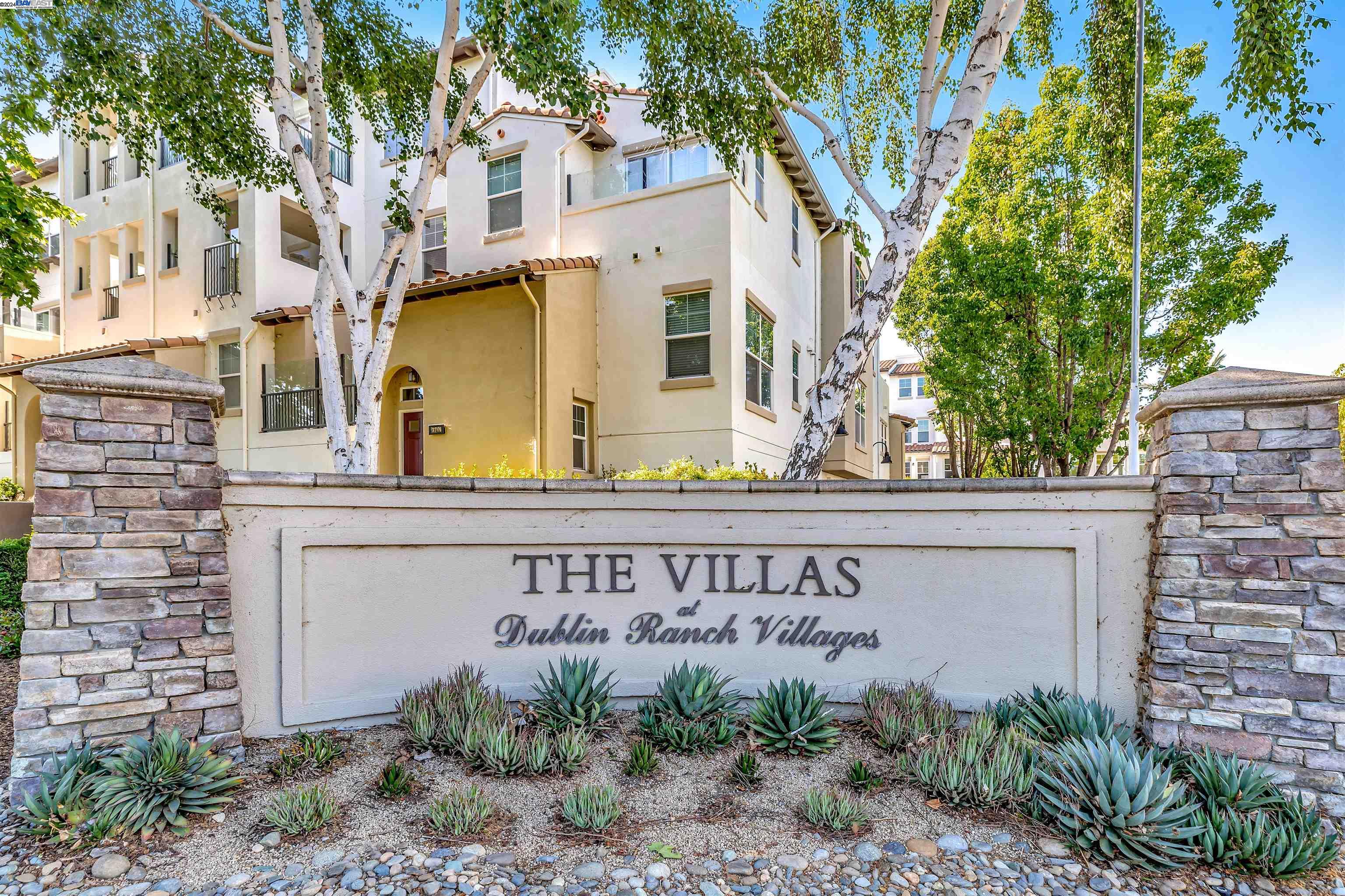 4216 Clarinbridge Cir