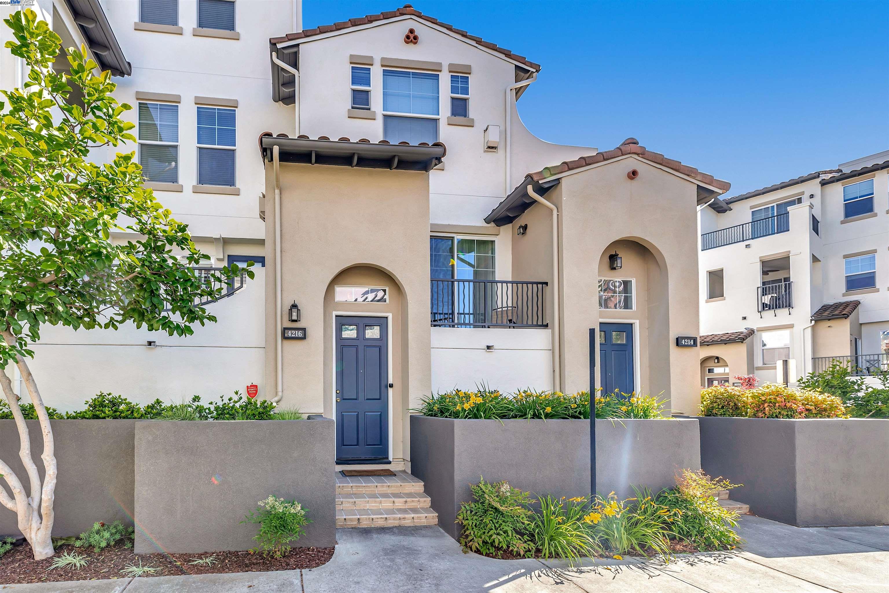 4216 Clarinbridge Cir