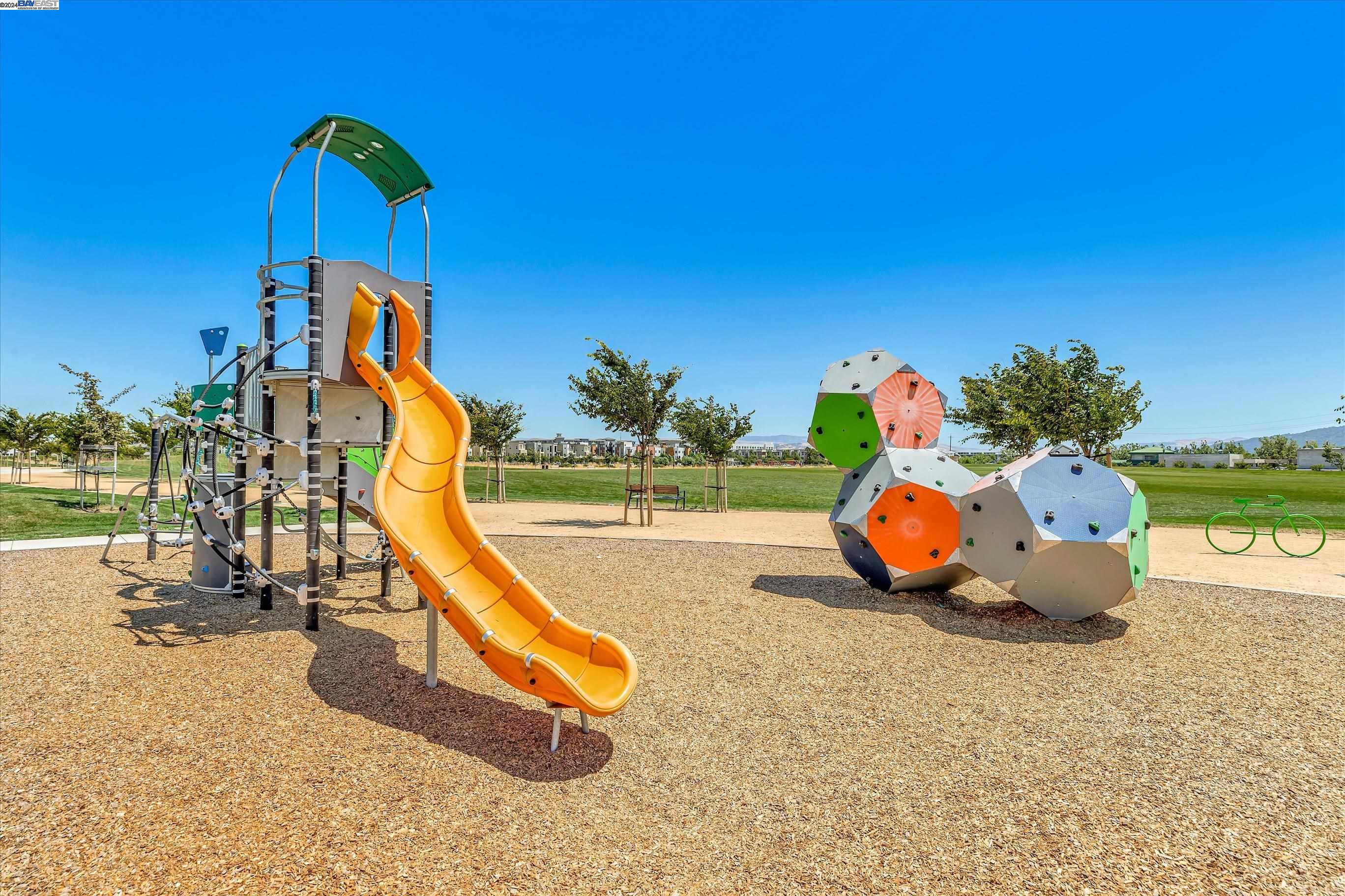 5501 De Marcus Blvd # 325