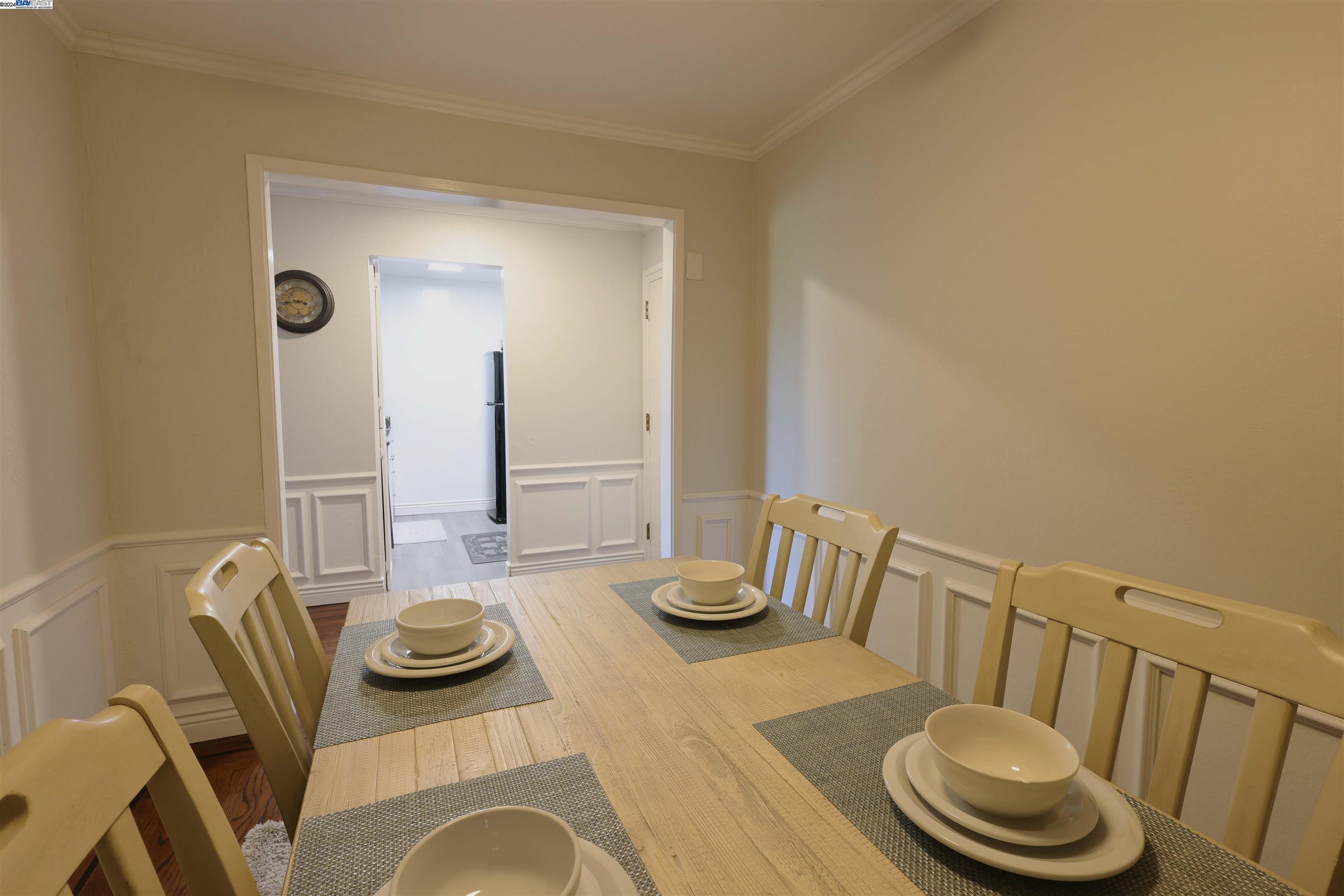 1085 Murrieta Blvd. # 203