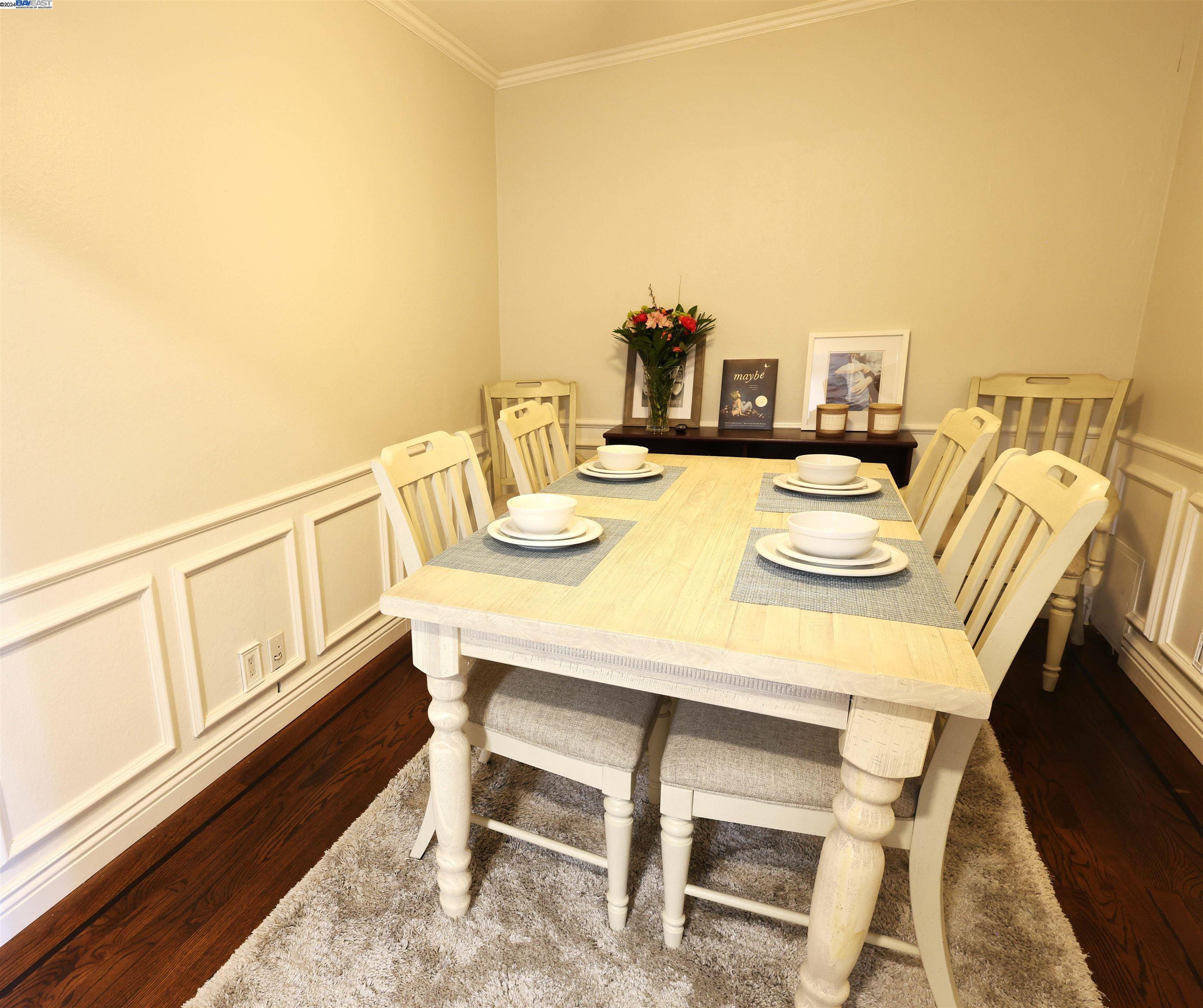 1085 Murrieta Blvd. # 203