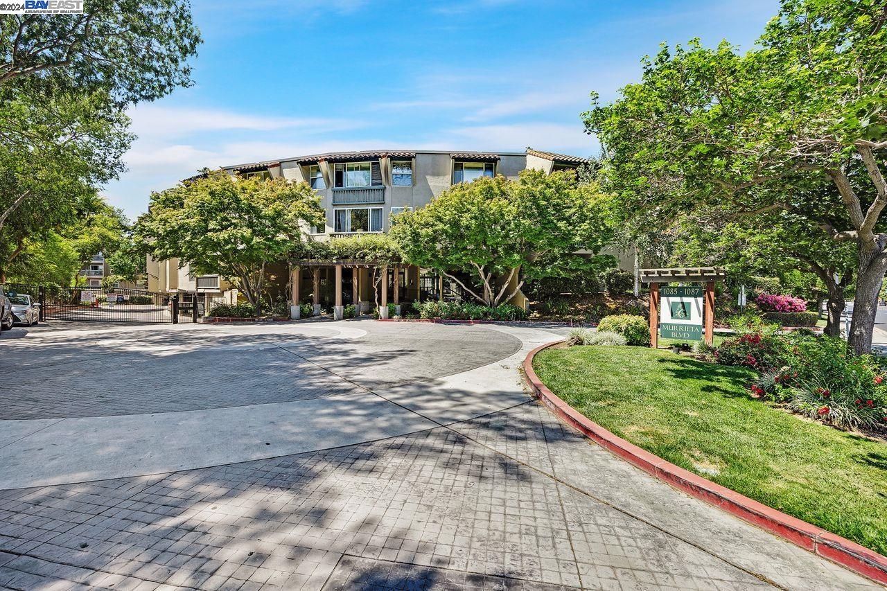 1085 Murrieta Blvd. # 203