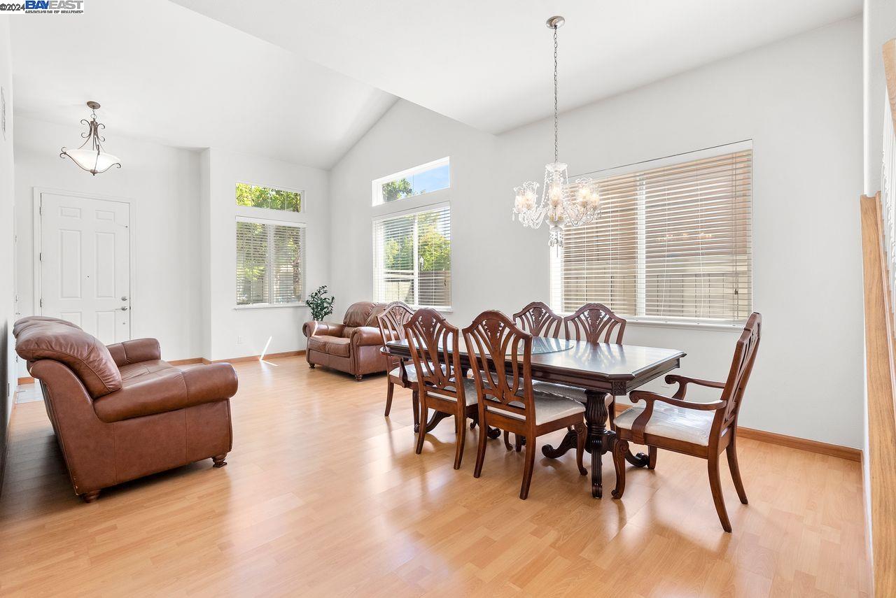 154 Copper Beech Glen