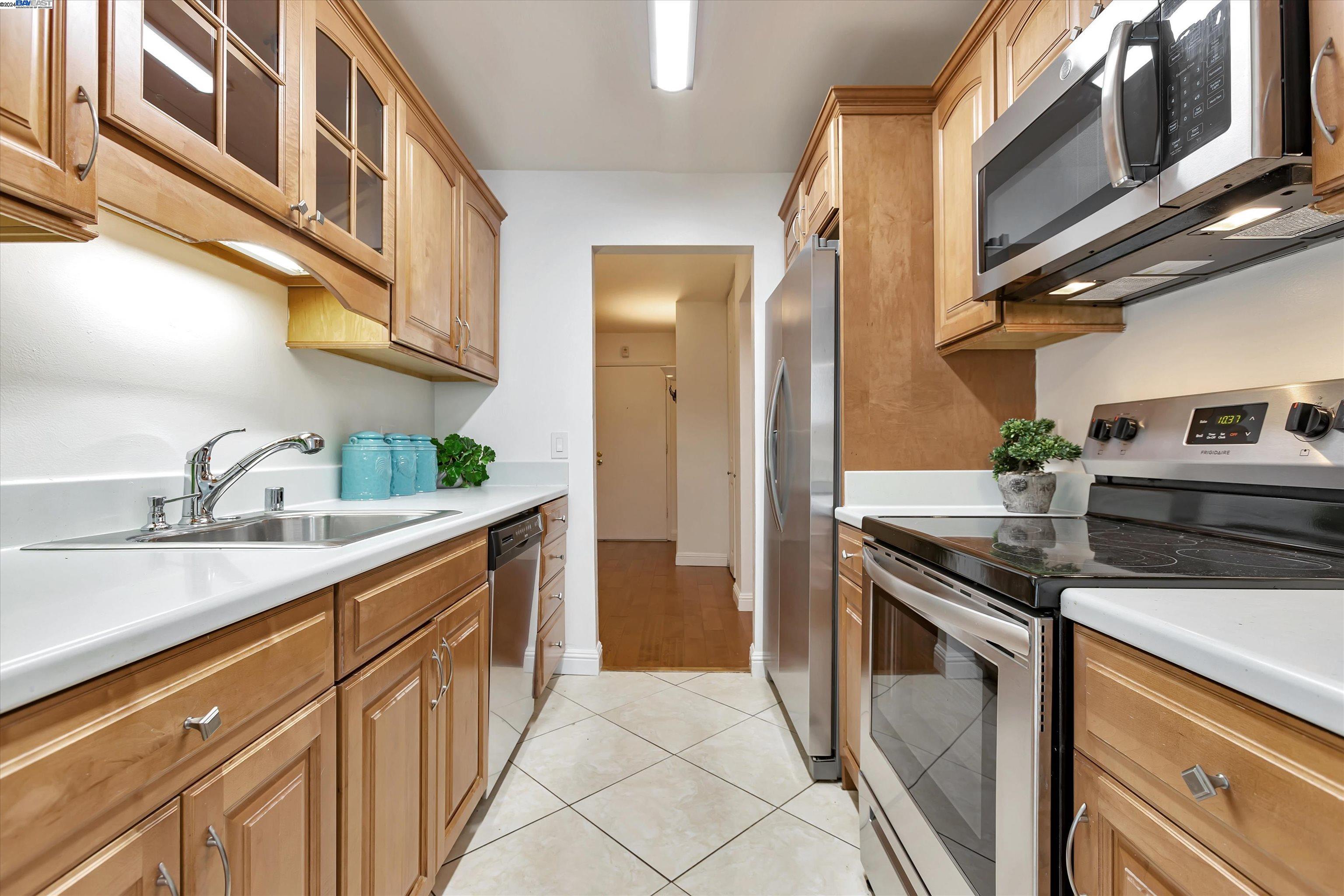 440 N Civic Dr # 410