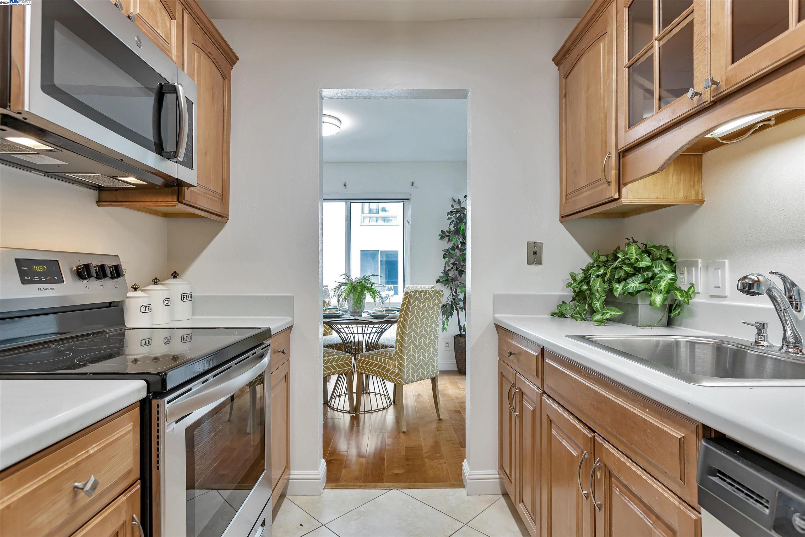 440 N Civic Dr # 410