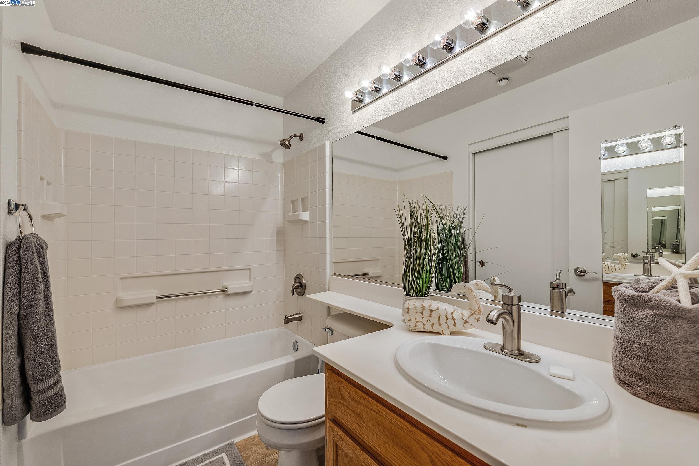 26 Bellington Cmn # 3