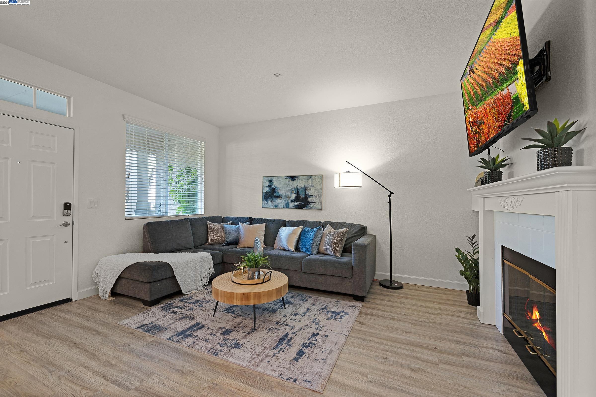 26 Bellington Cmn # 3