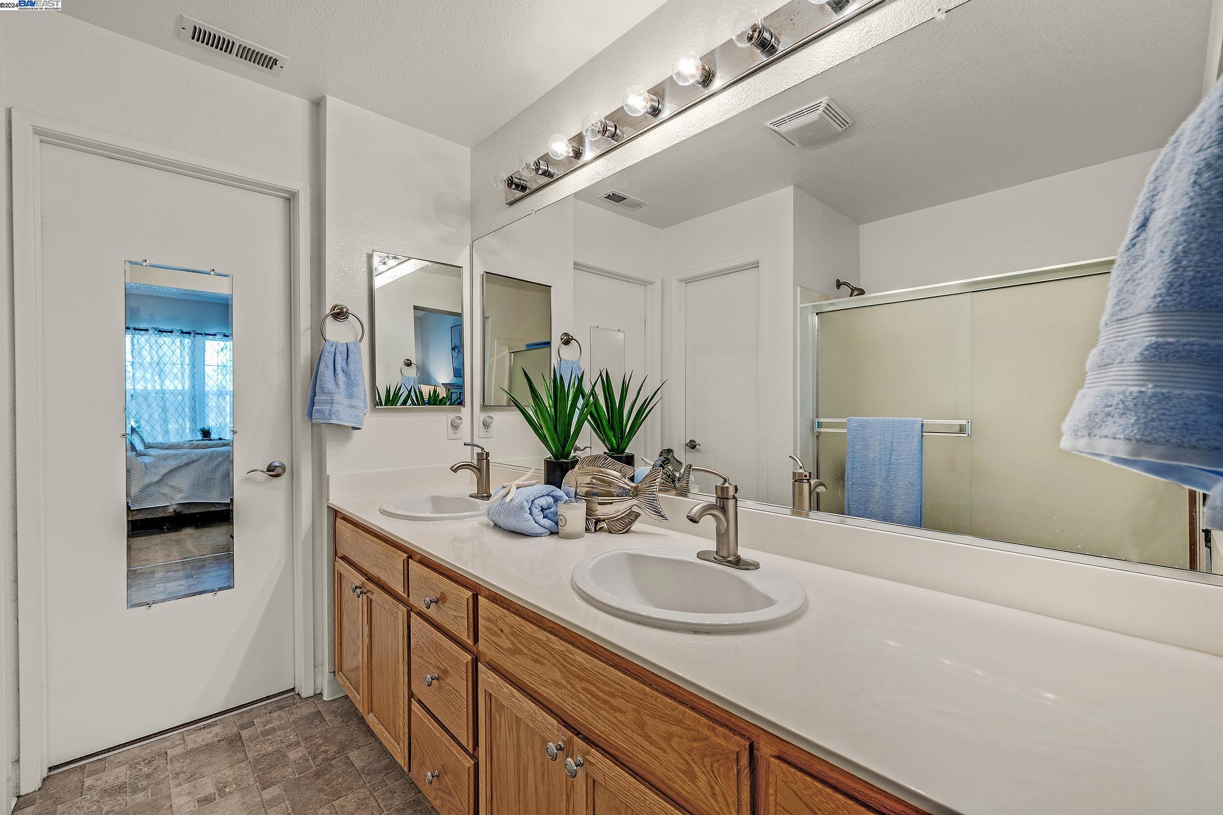 26 Bellington Cmn # 3