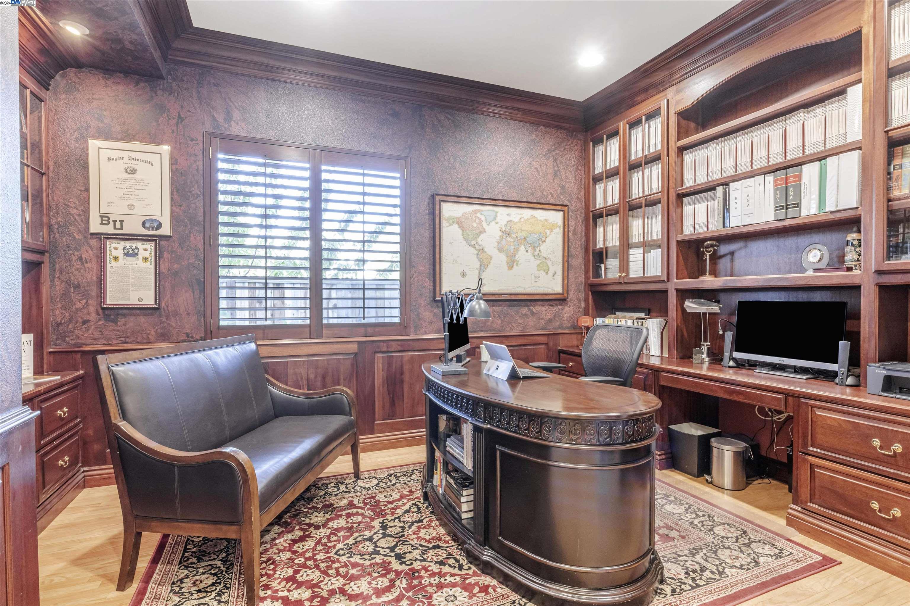 809 SUNSET CREEK LANE