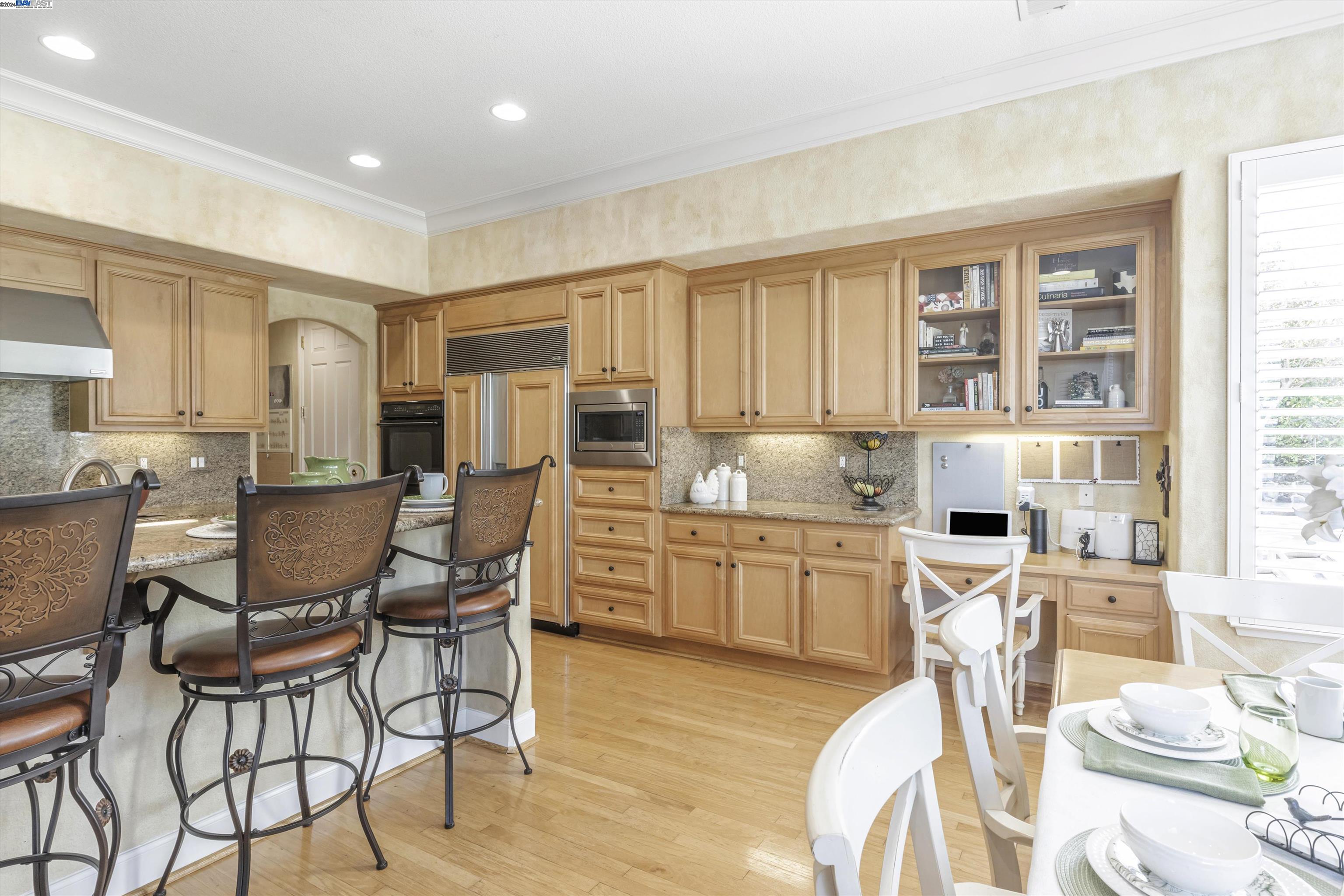 809 SUNSET CREEK LANE