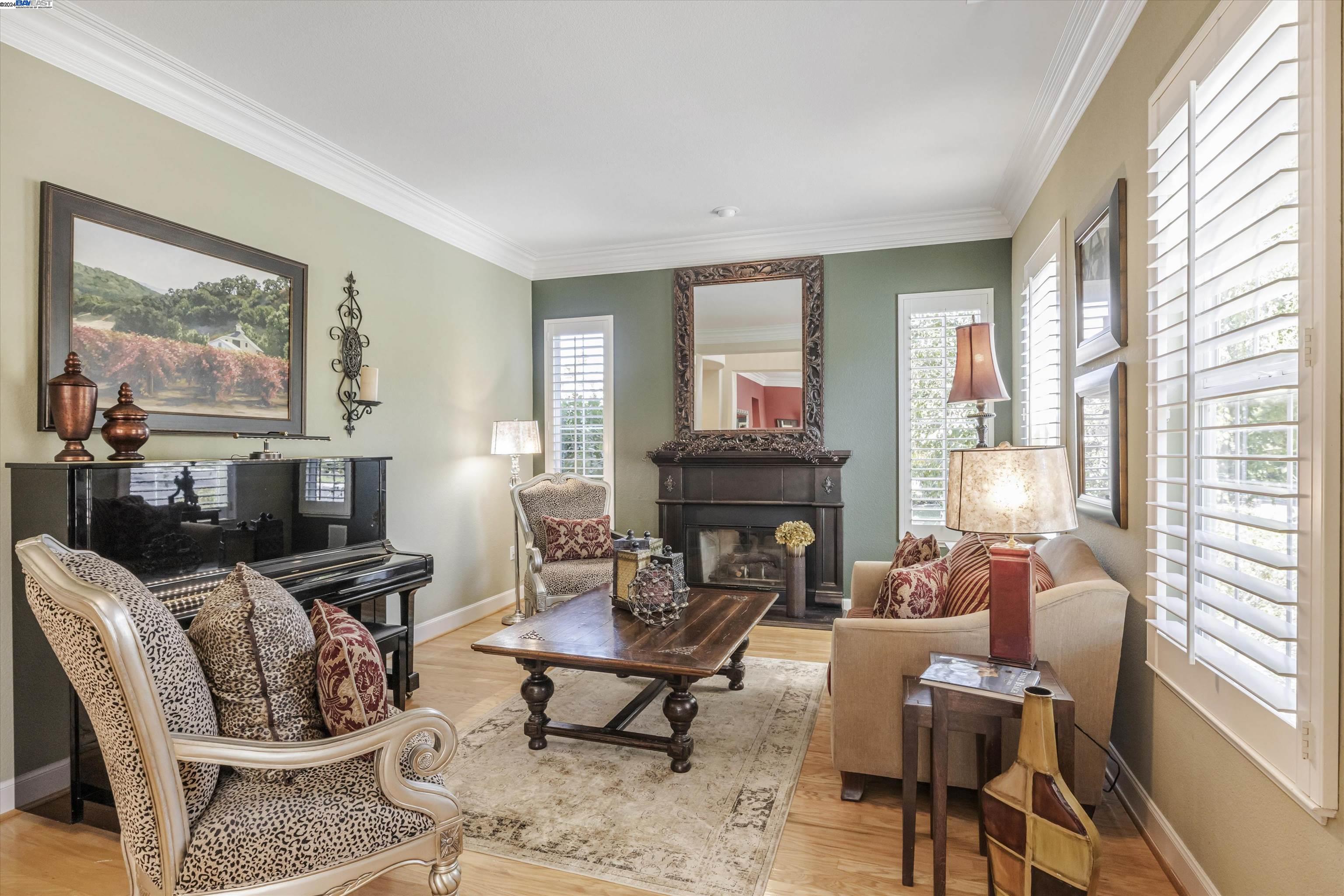 809 SUNSET CREEK LANE