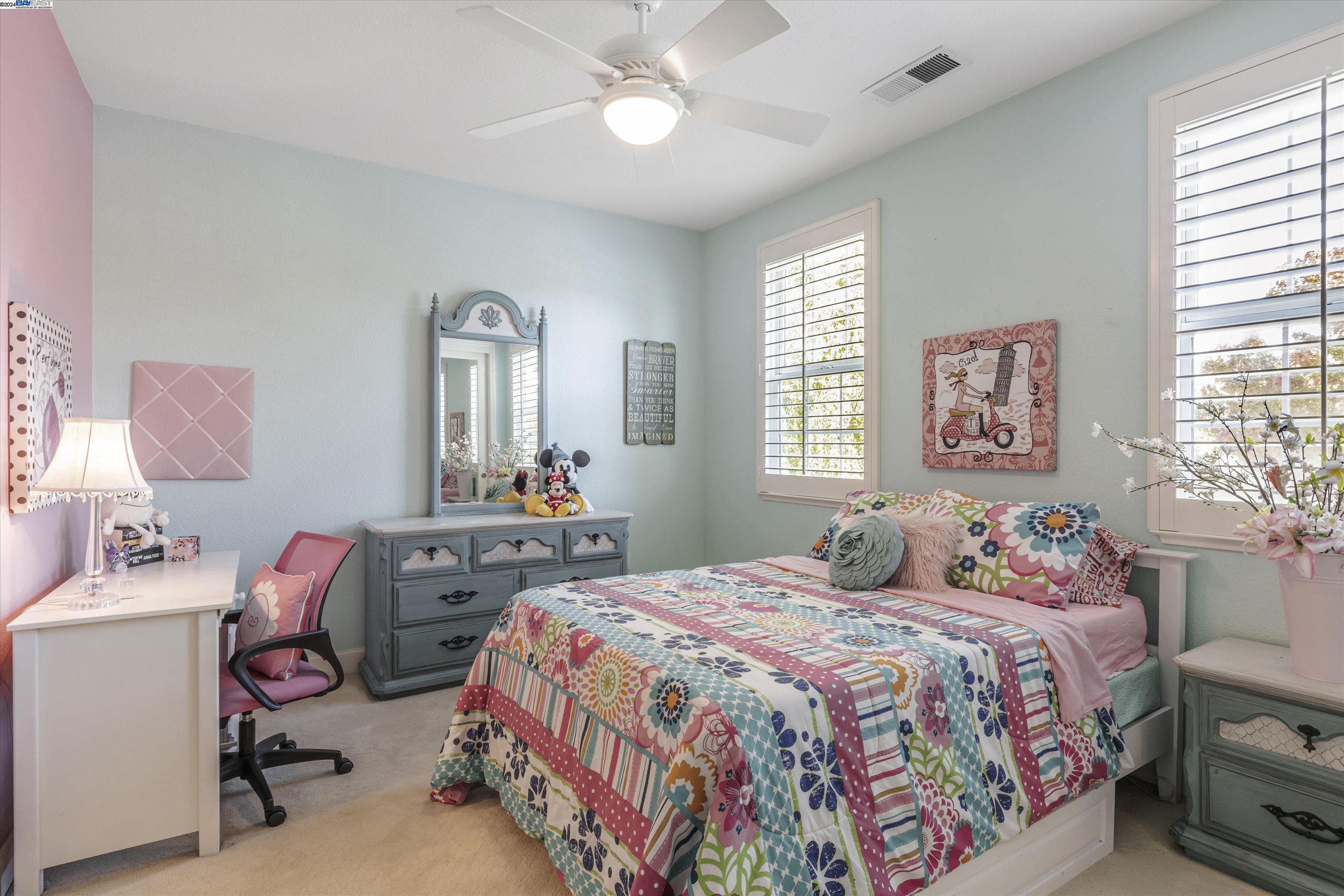 809 SUNSET CREEK LANE