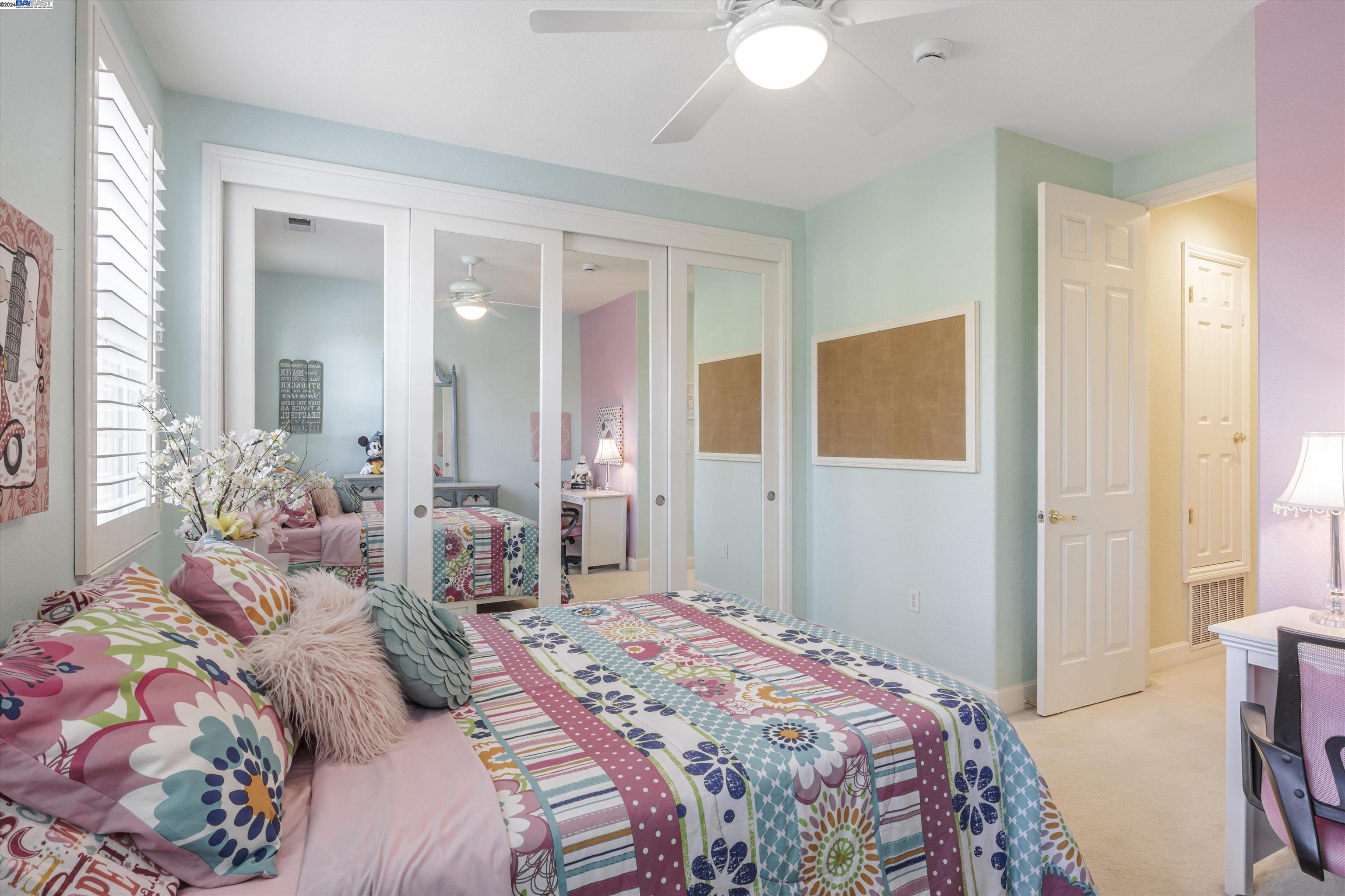 809 SUNSET CREEK LANE