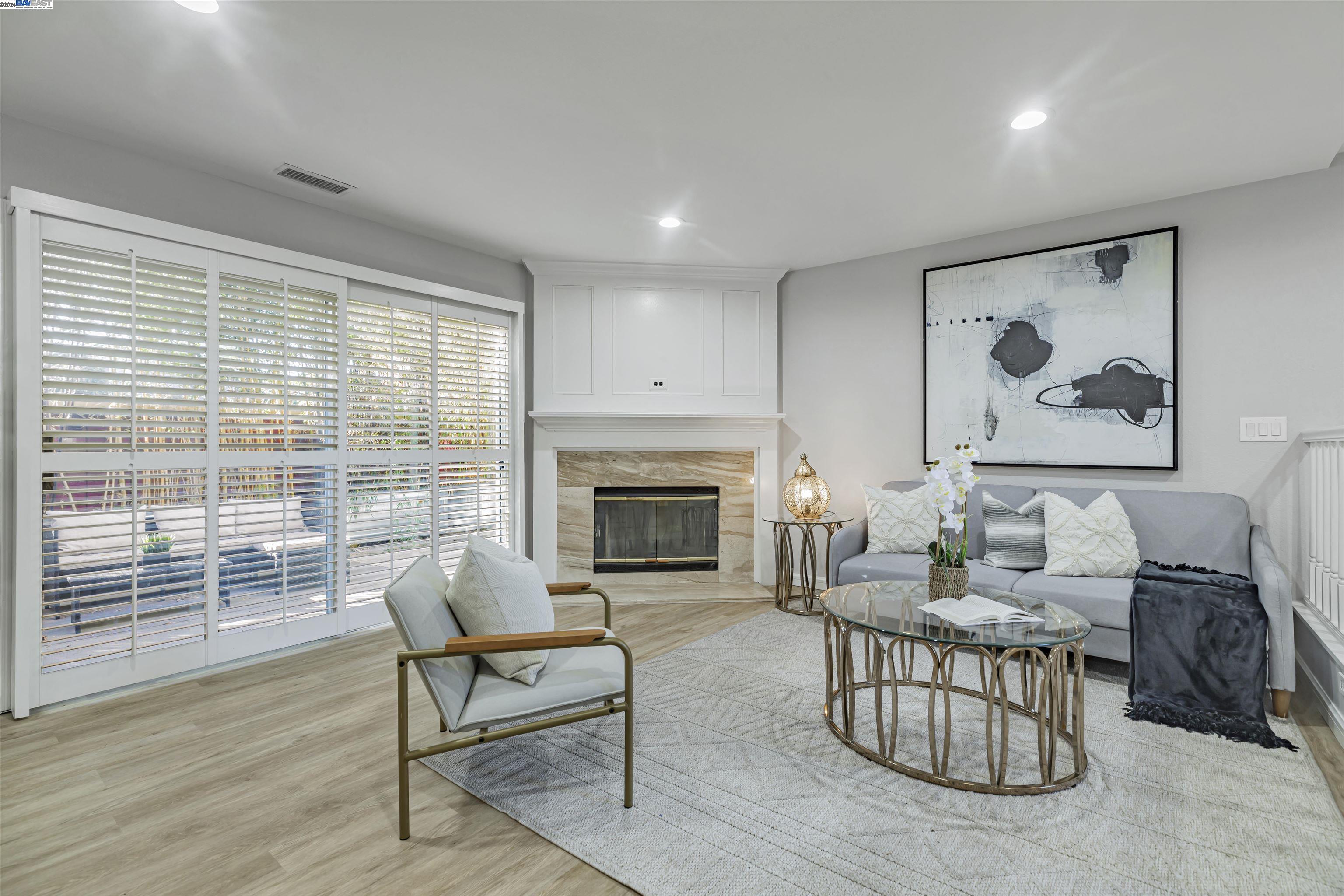 2072 Calle Mesa Alta