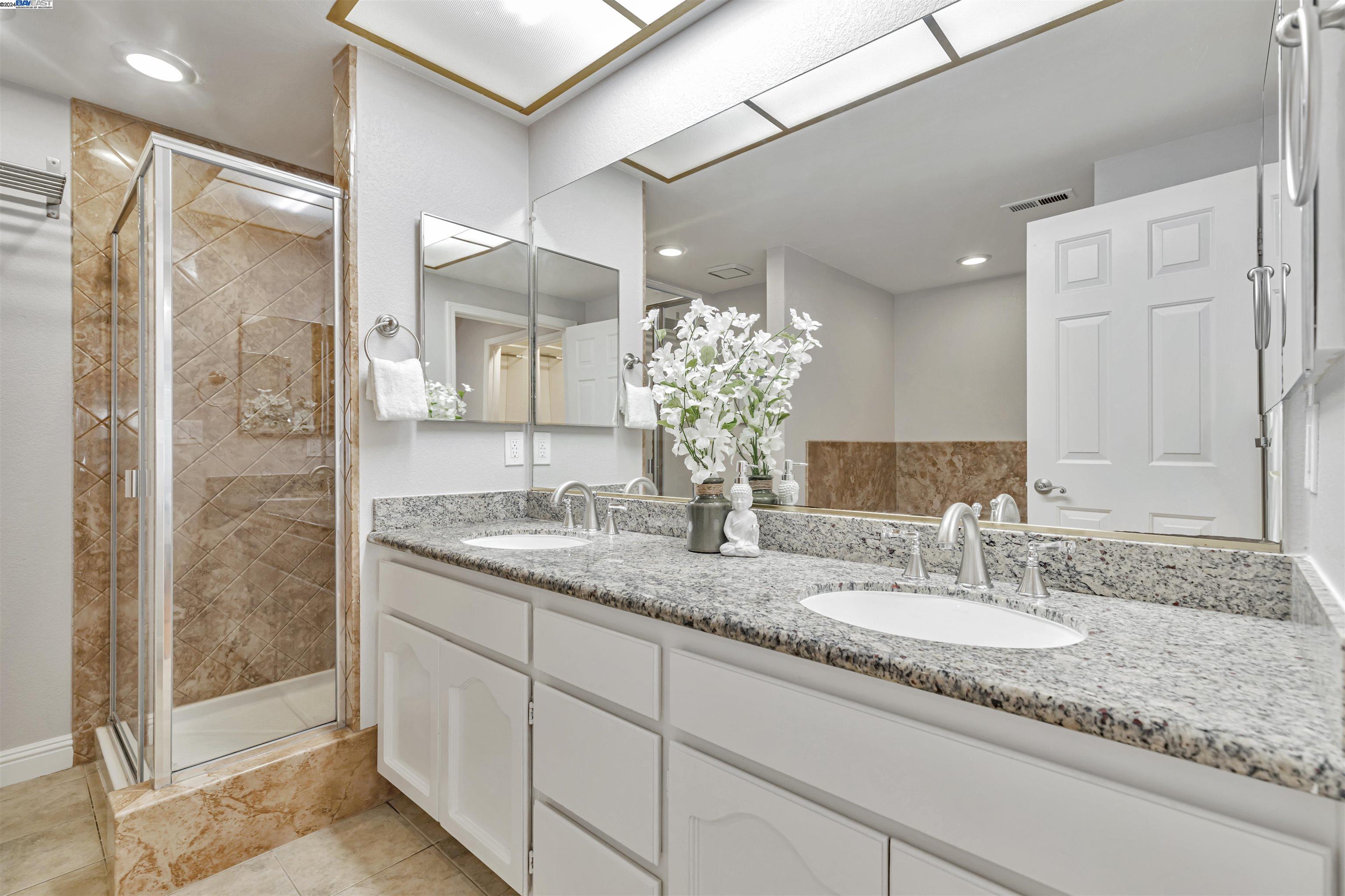 2072 Calle Mesa Alta