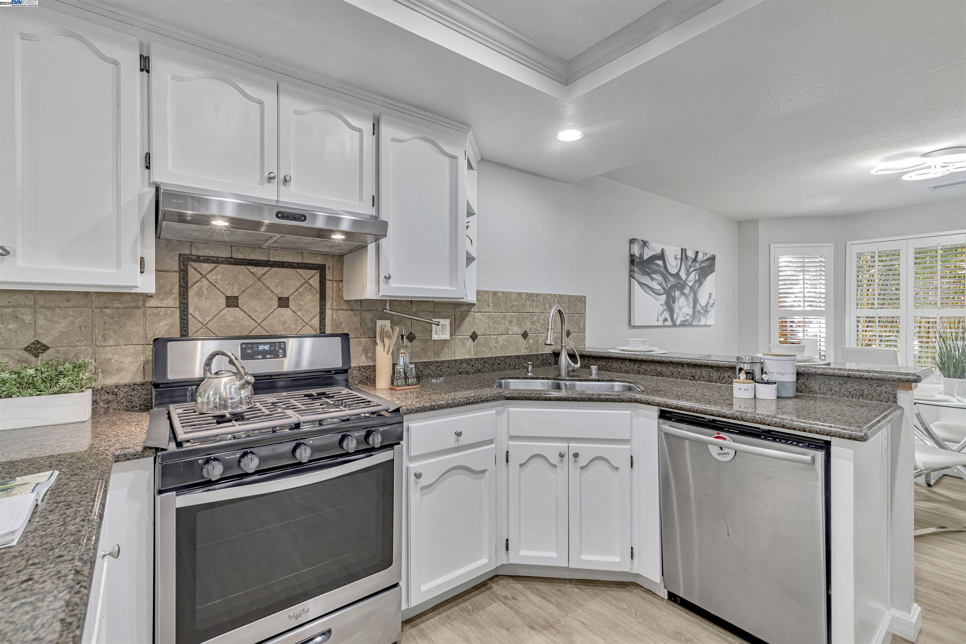 2072 Calle Mesa Alta