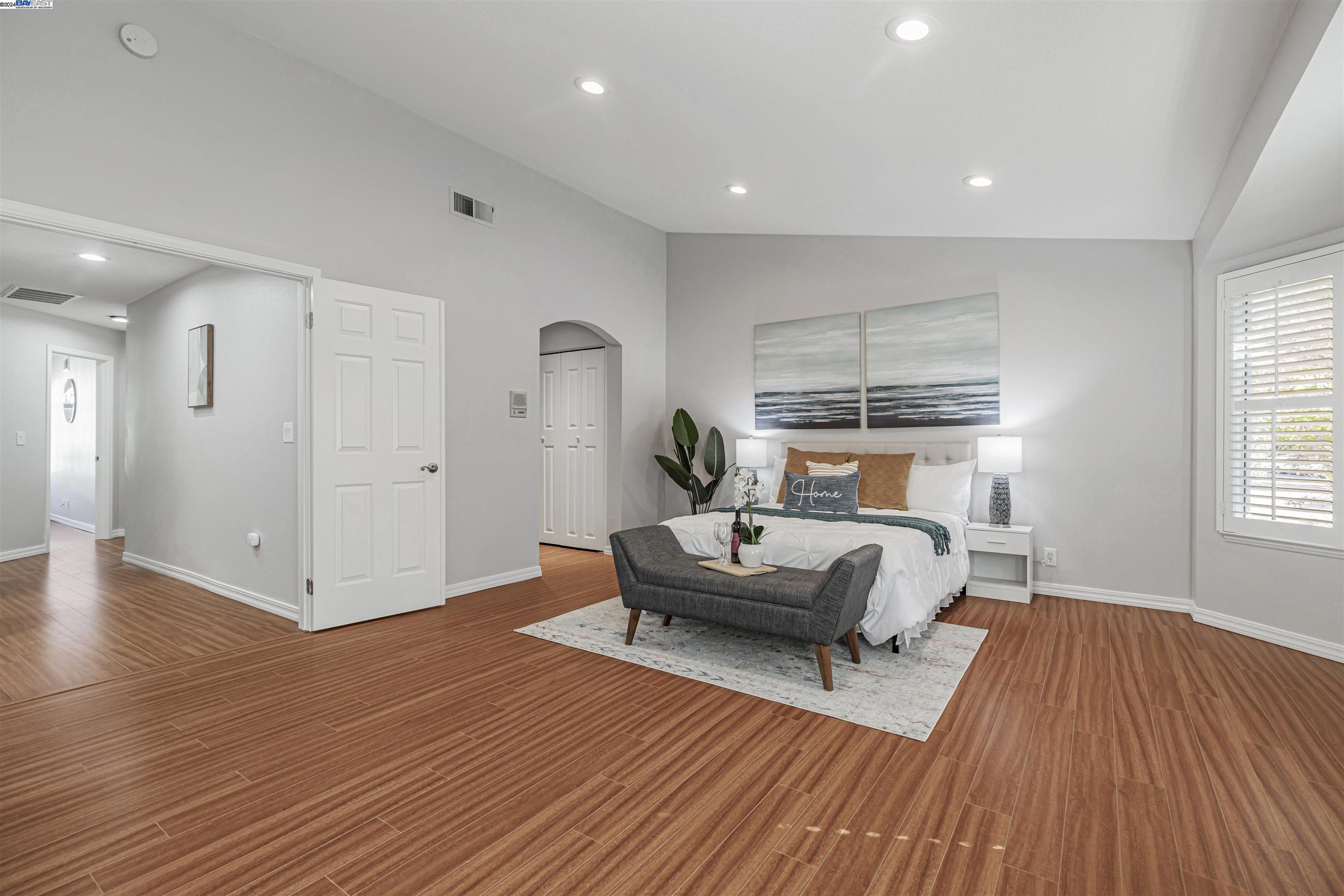 2072 Calle Mesa Alta