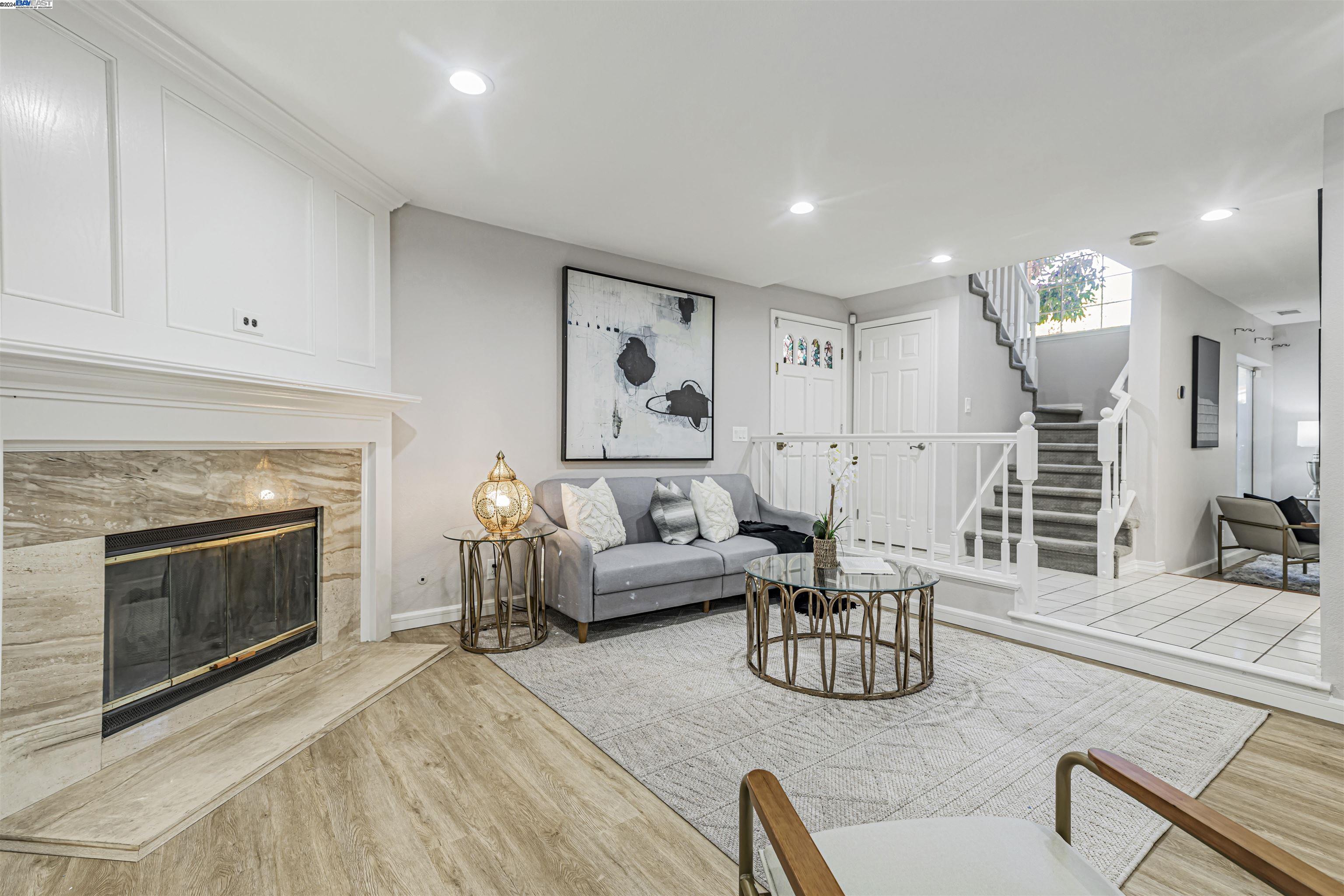 2072 Calle Mesa Alta