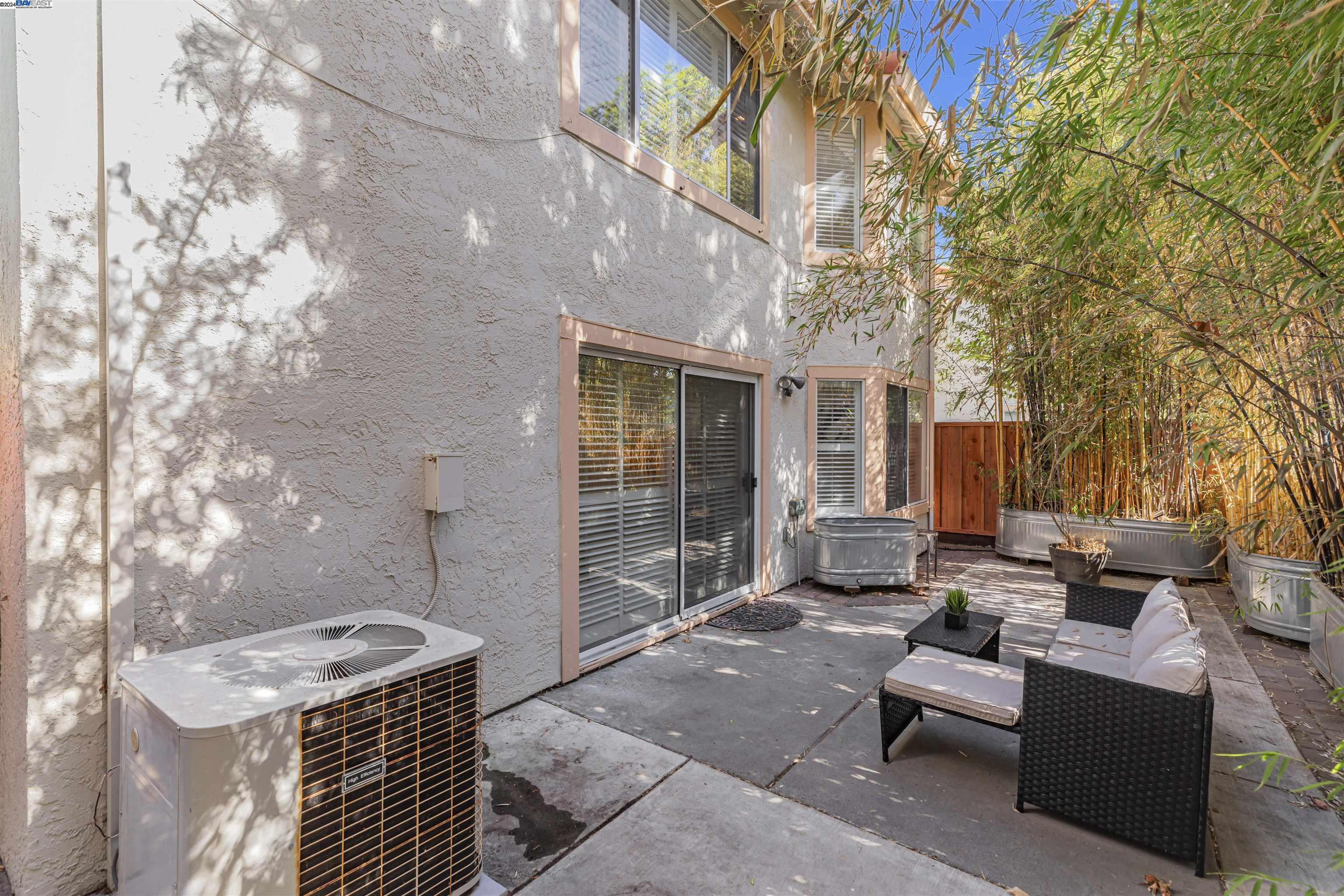 2072 Calle Mesa Alta