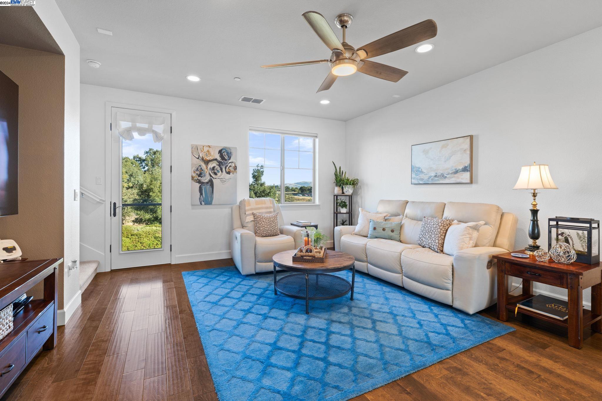 897 Tranquility Cir # 7