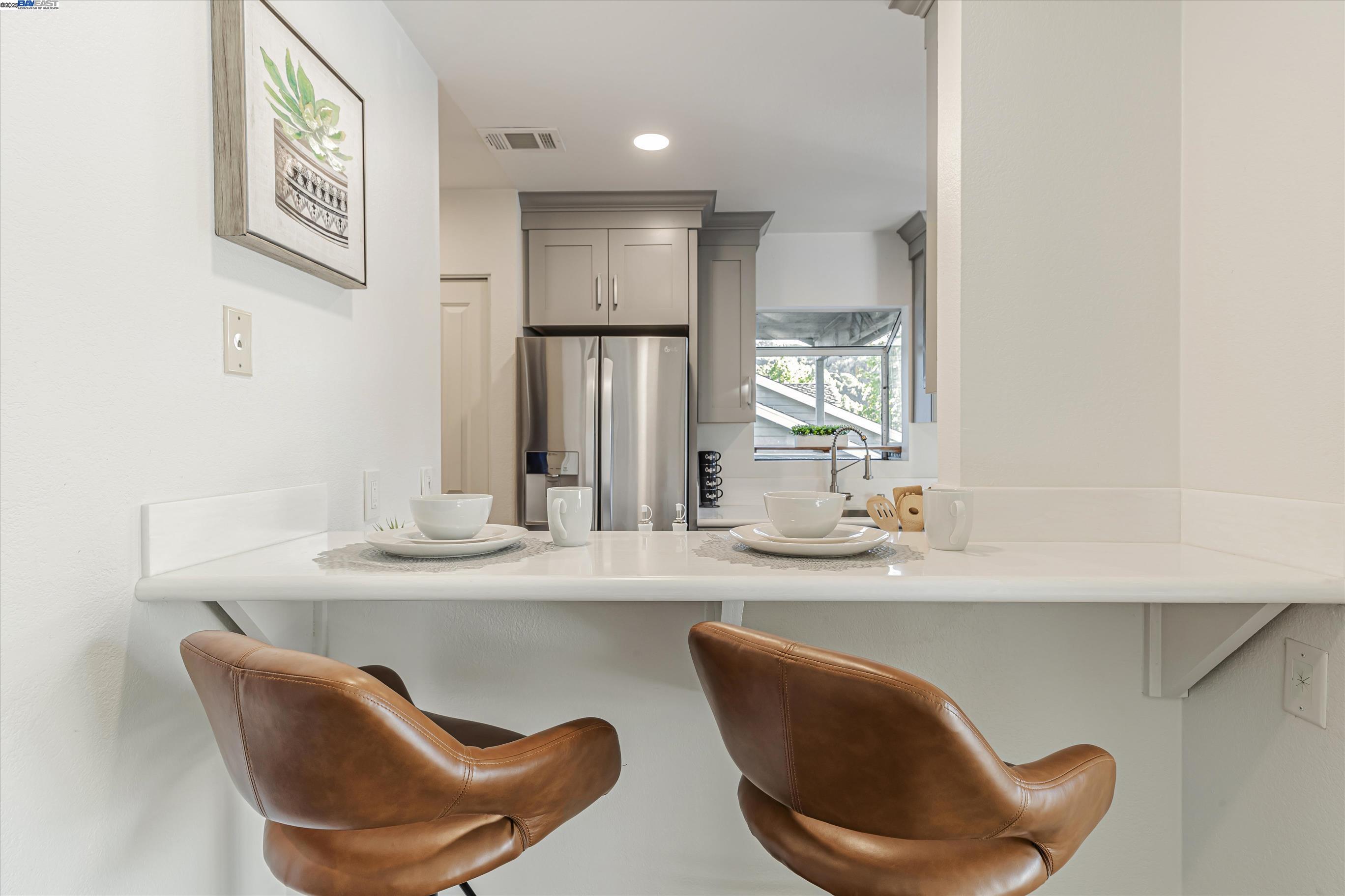 7615 Canyon Meadow Cir # H