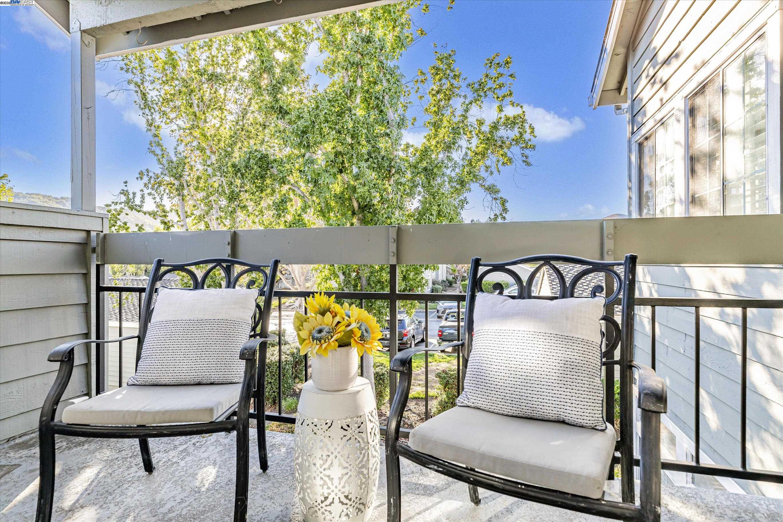 7615 Canyon Meadow Cir # H