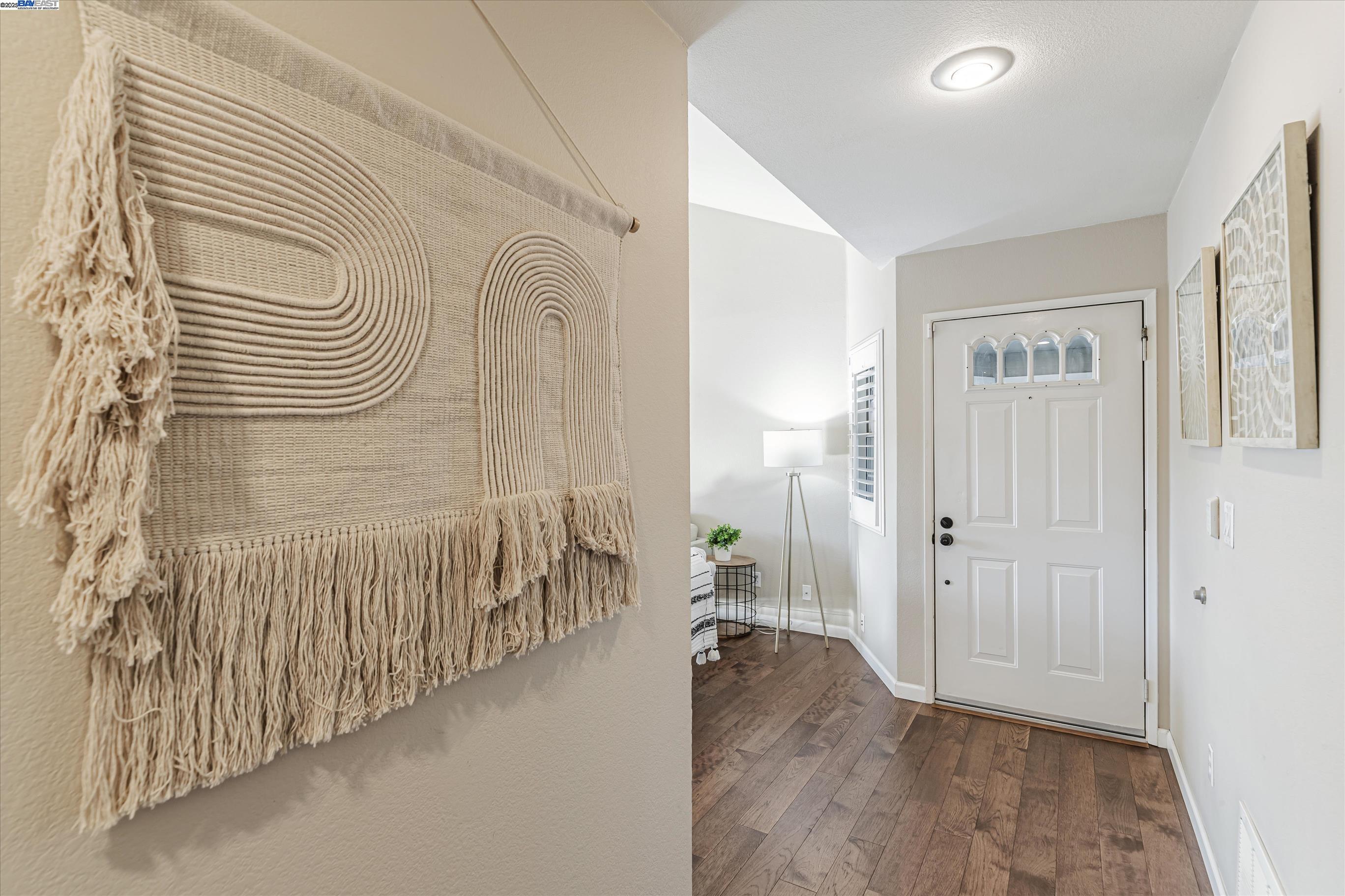 7615 Canyon Meadow Cir # H