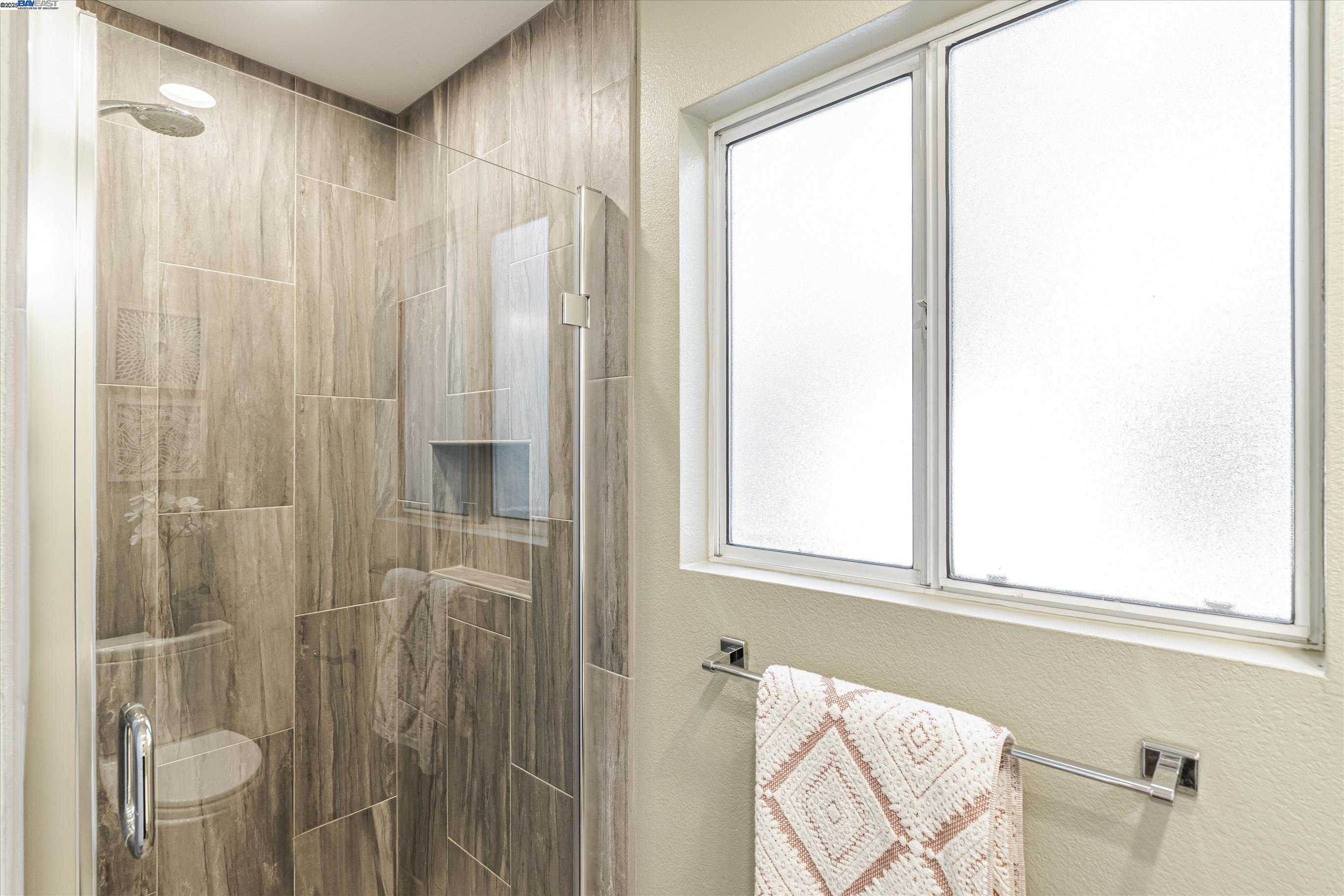 7615 Canyon Meadow Cir # H