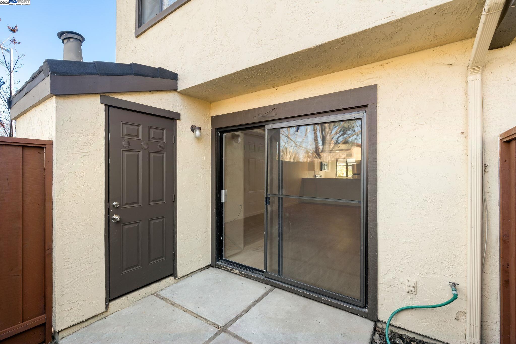 6252 Joaquin Murieta Ave # C