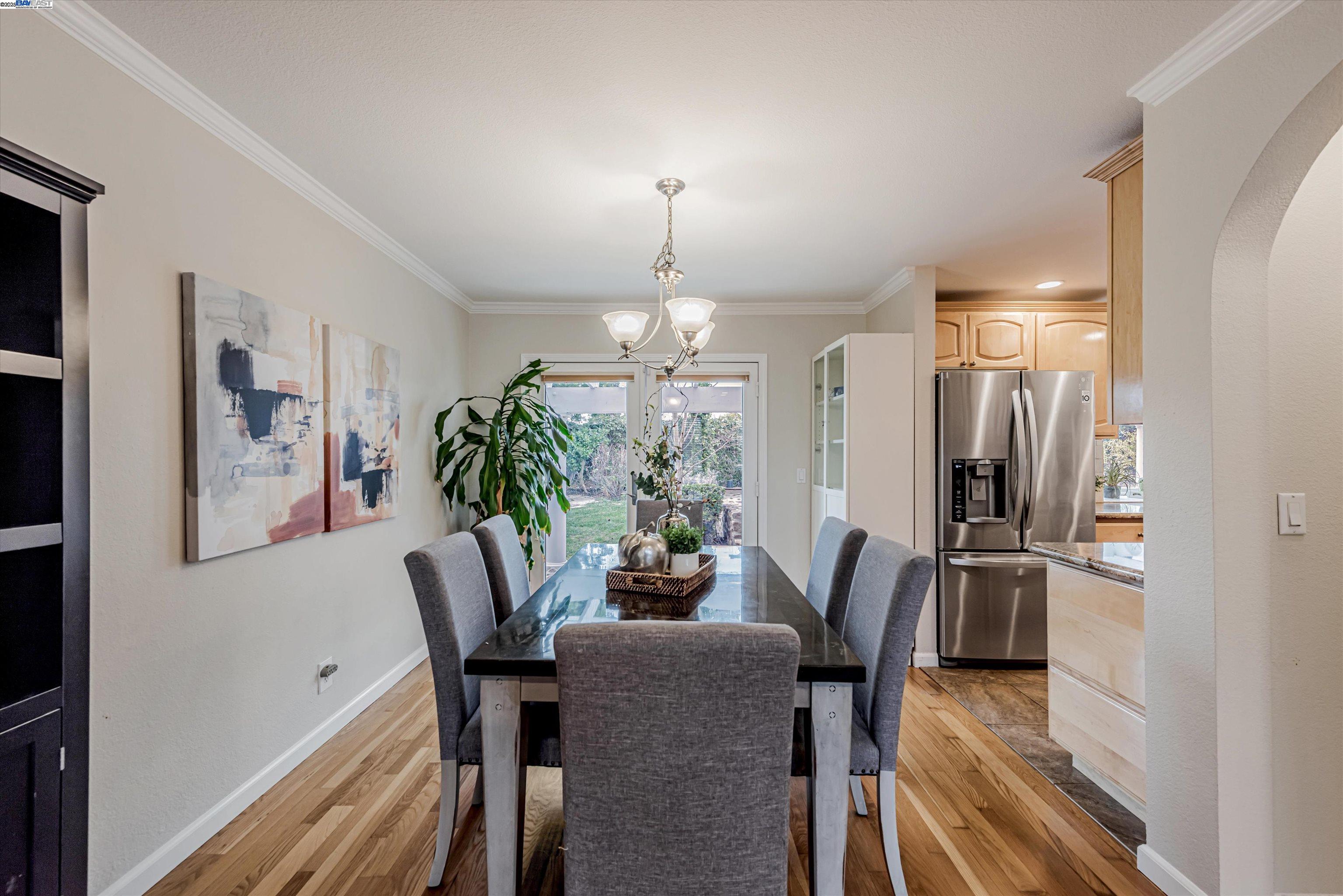 3895 Mammoth Cave Ct