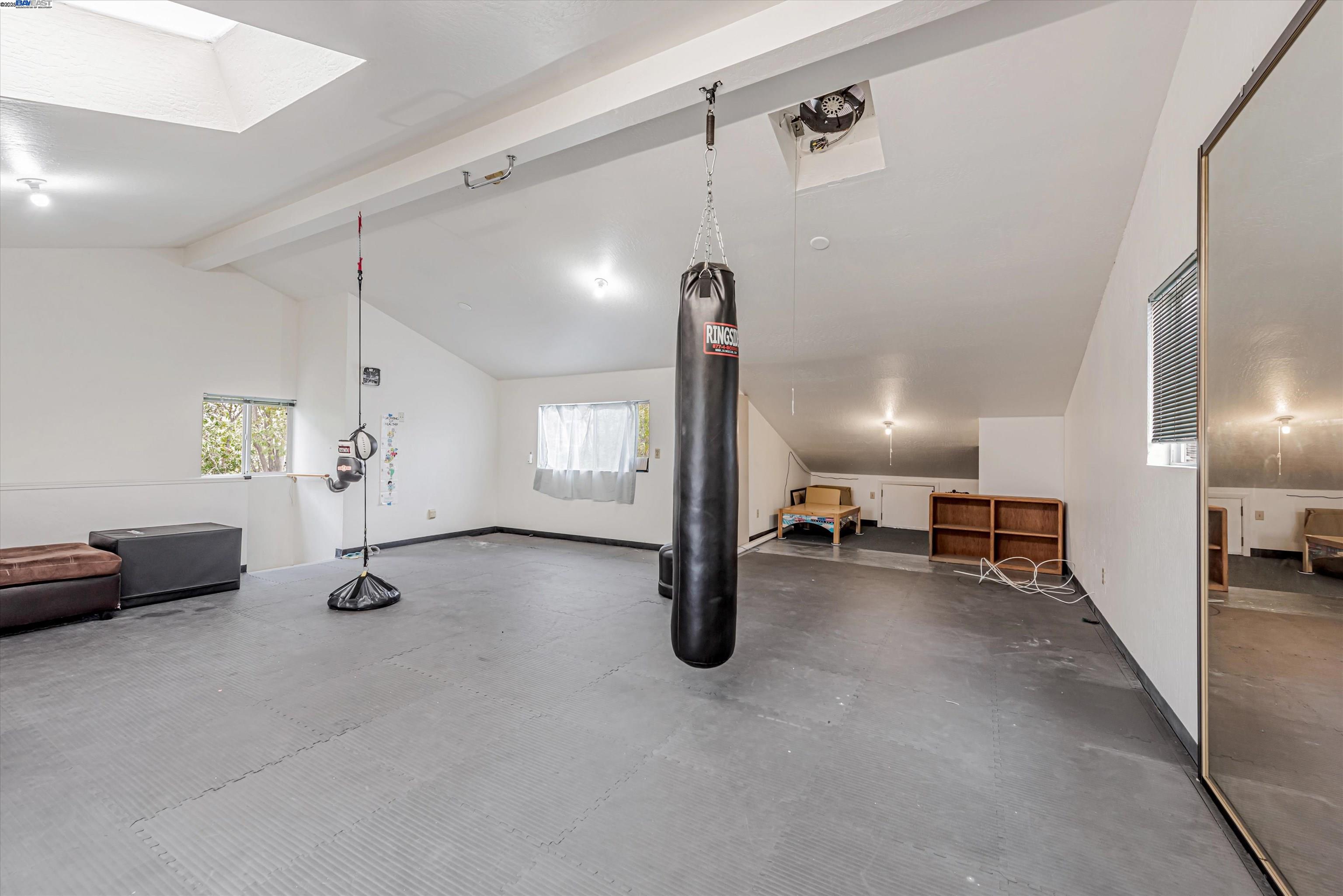 3895 Mammoth Cave Ct