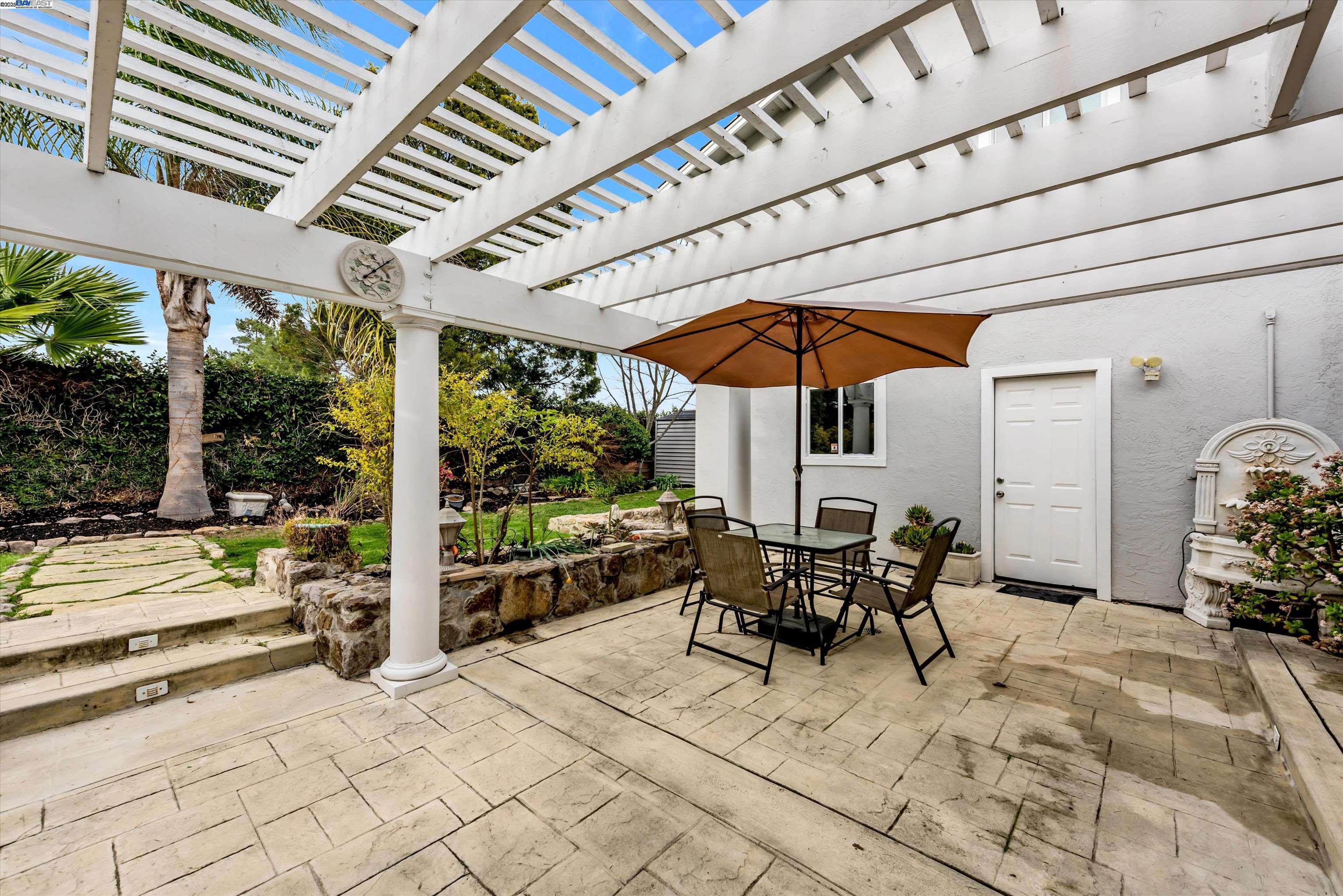 3895 Mammoth Cave Ct