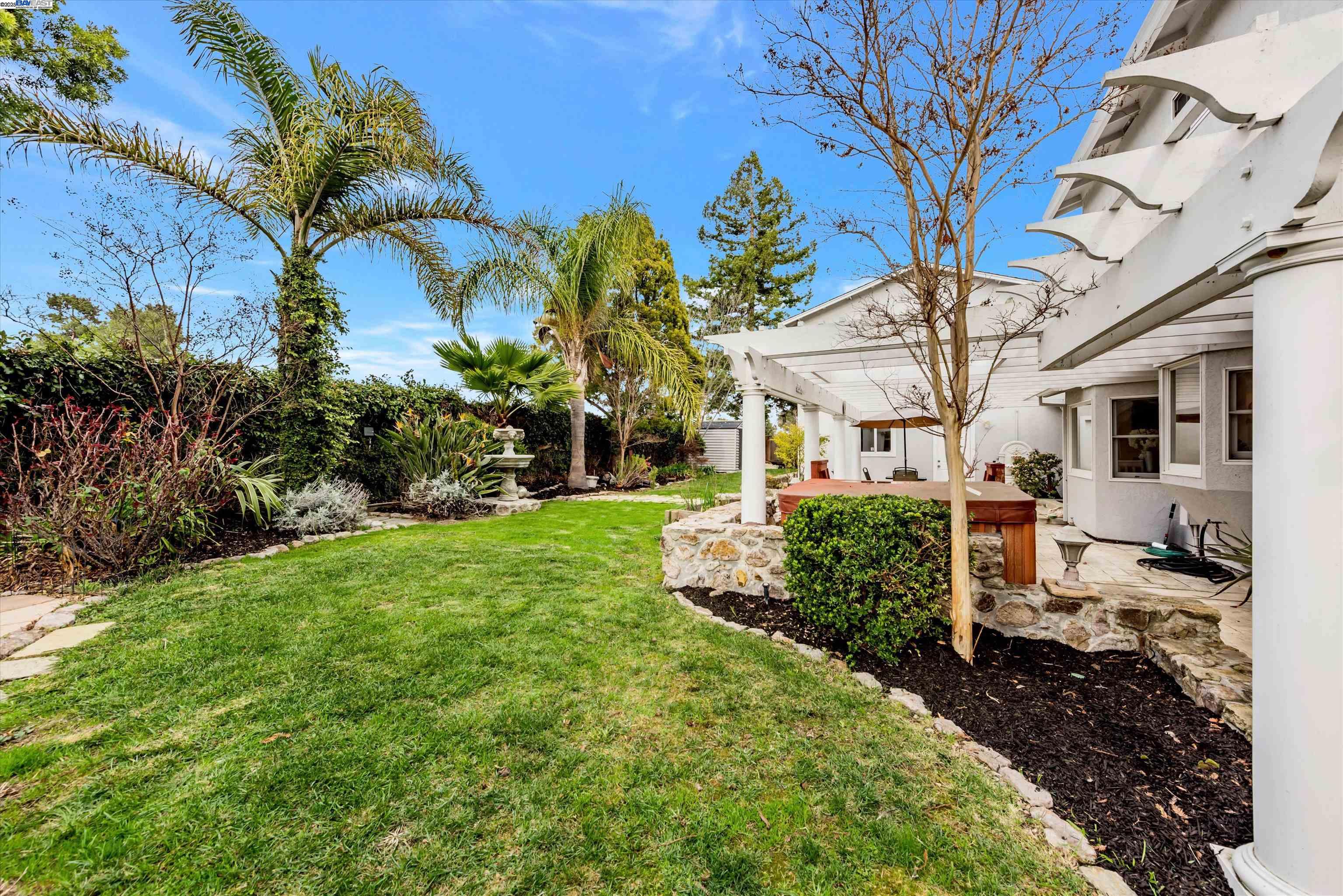 3895 Mammoth Cave Ct