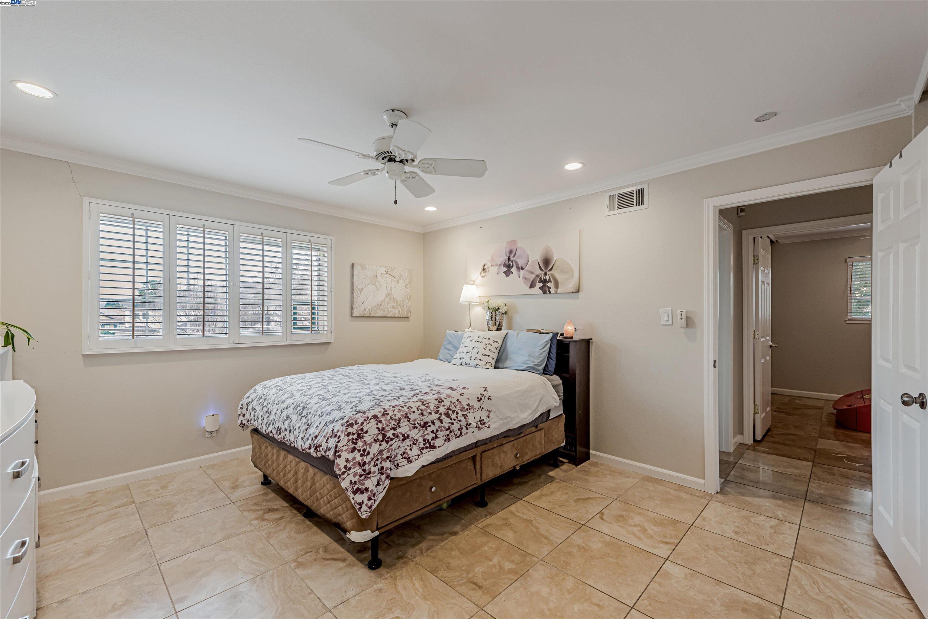 3895 Mammoth Cave Ct