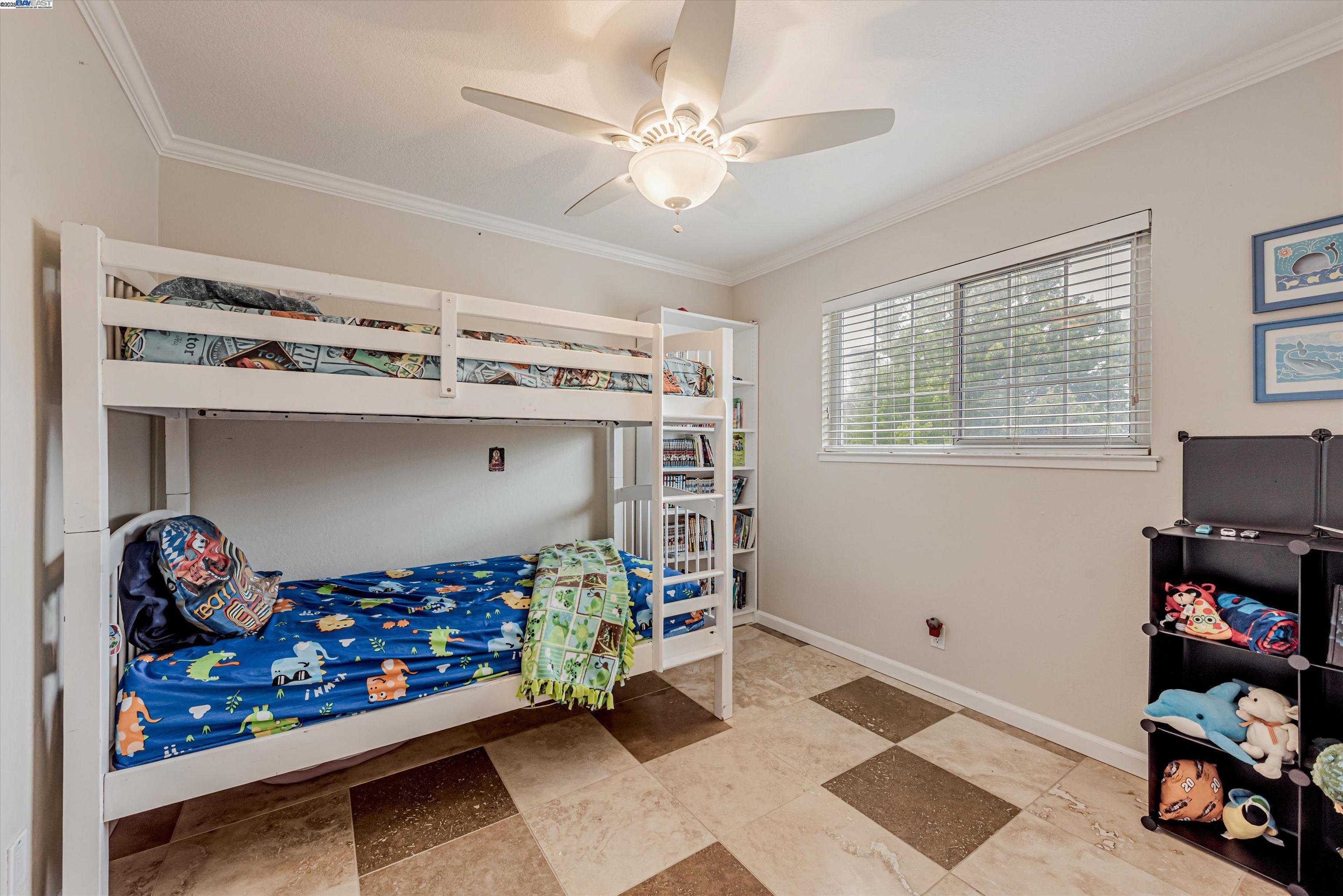 3895 Mammoth Cave Ct