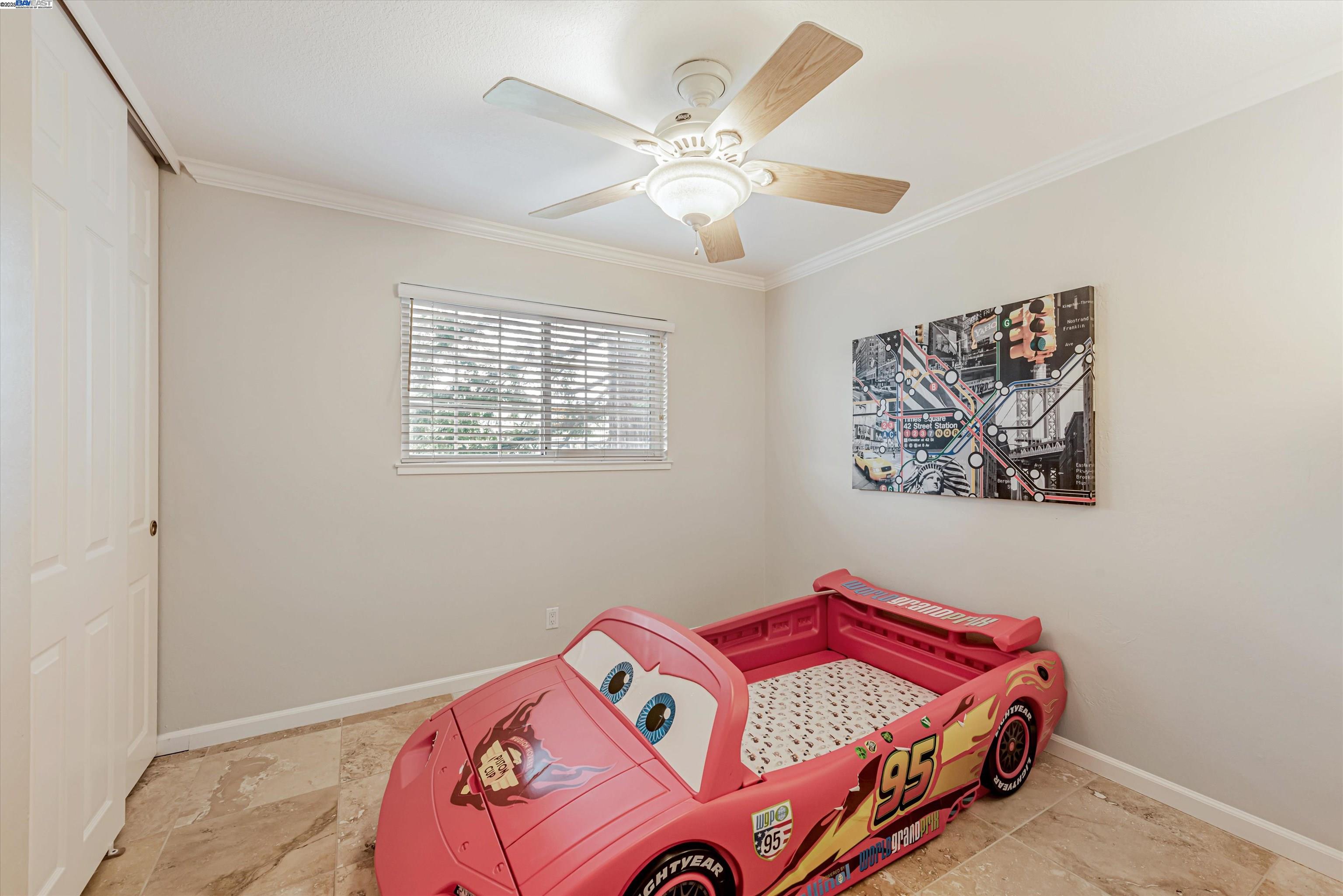 3895 Mammoth Cave Ct