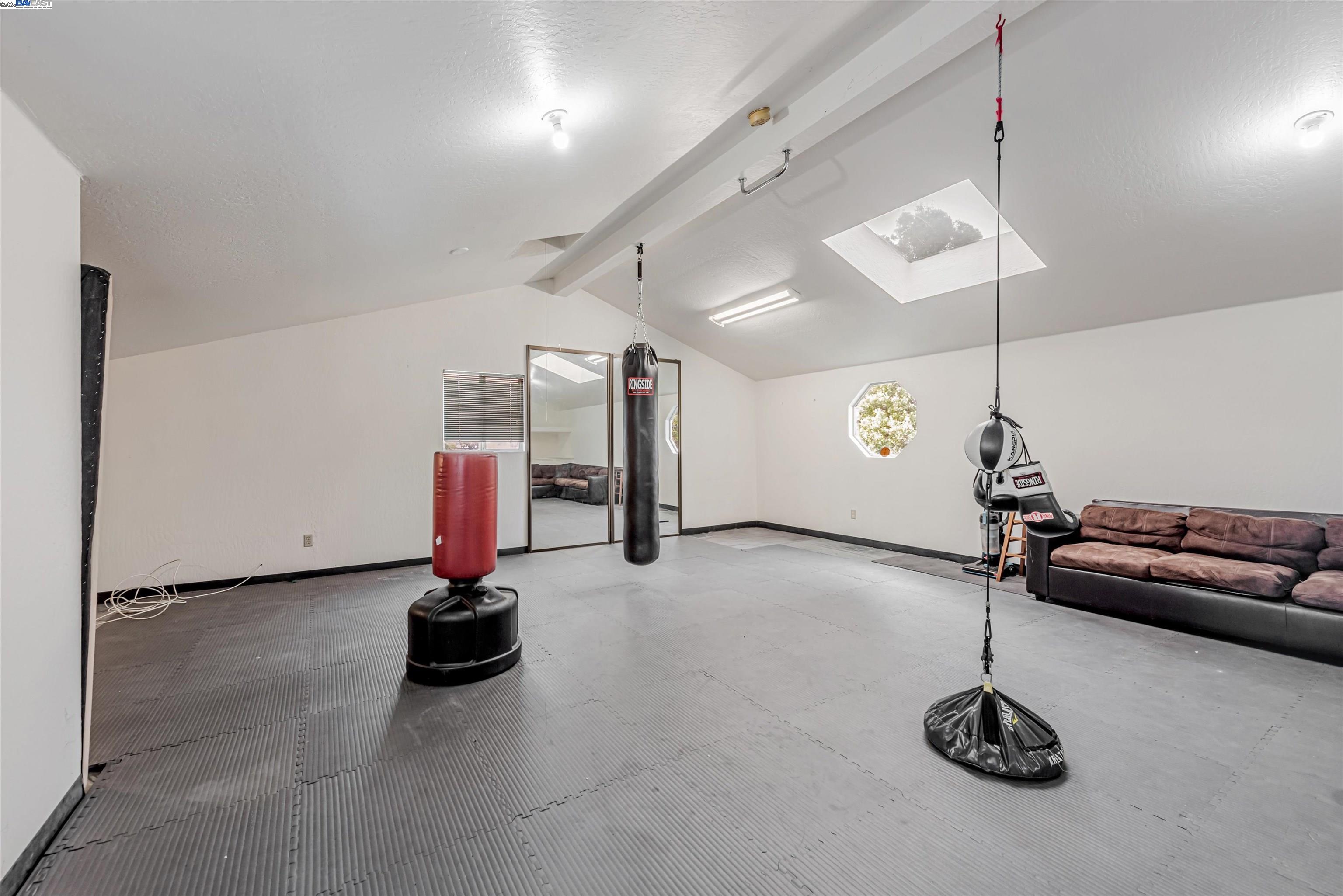 3895 Mammoth Cave Ct