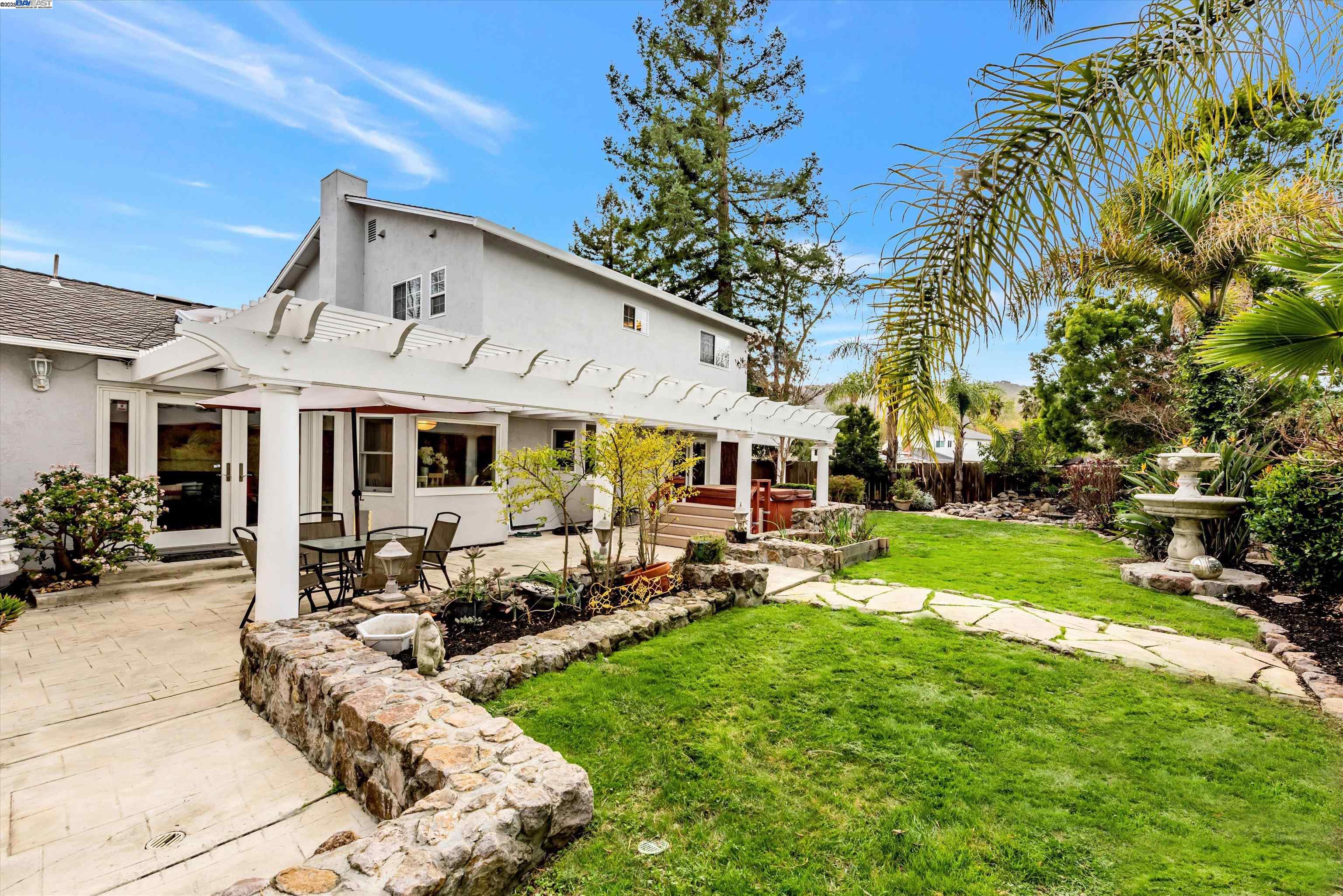 3895 Mammoth Cave Ct