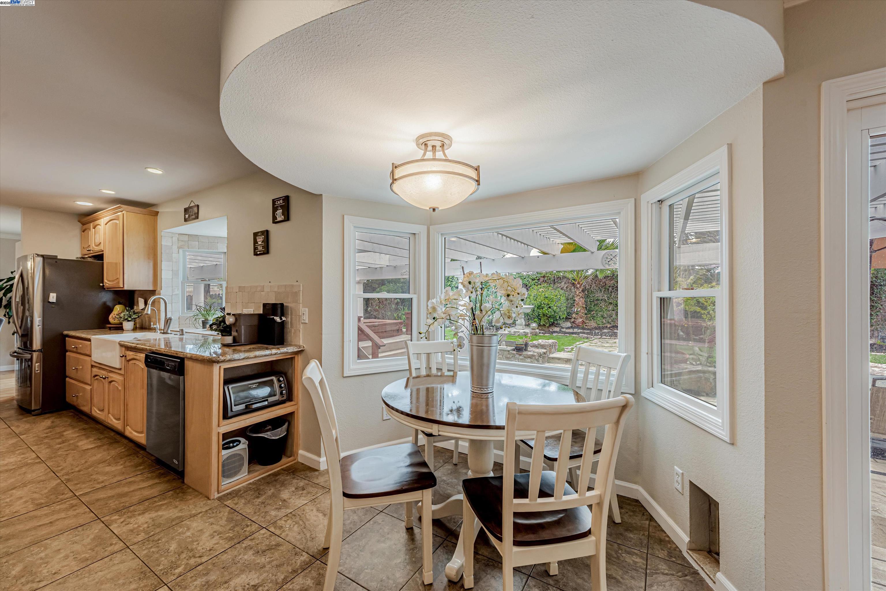 3895 Mammoth Cave Ct