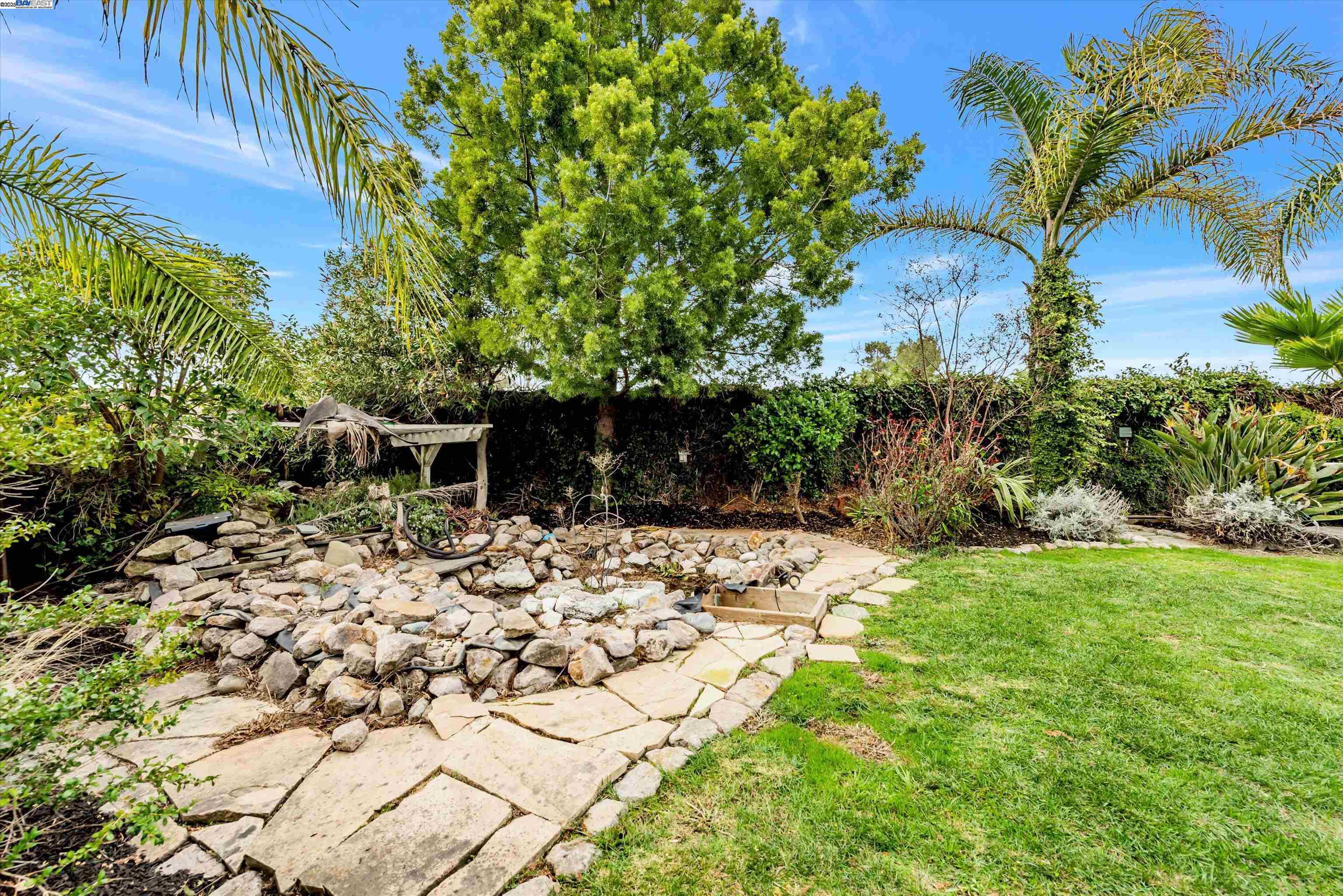 3895 Mammoth Cave Ct