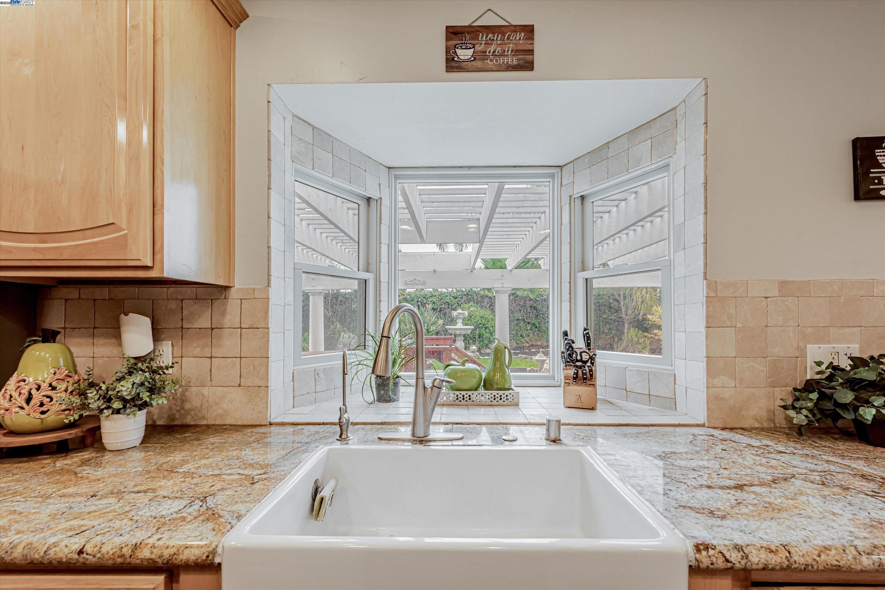 3895 Mammoth Cave Ct