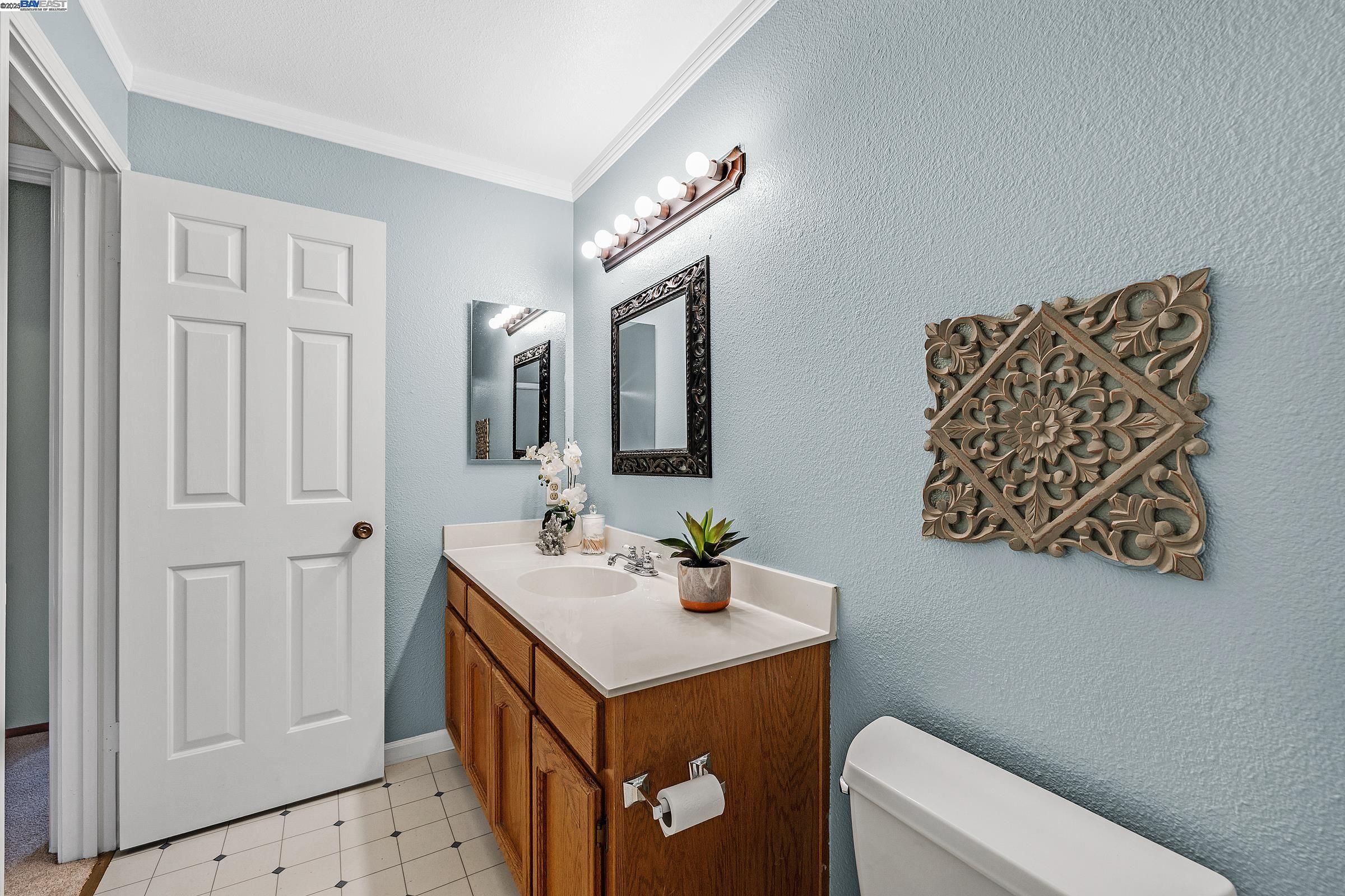 344 Charlotte Common