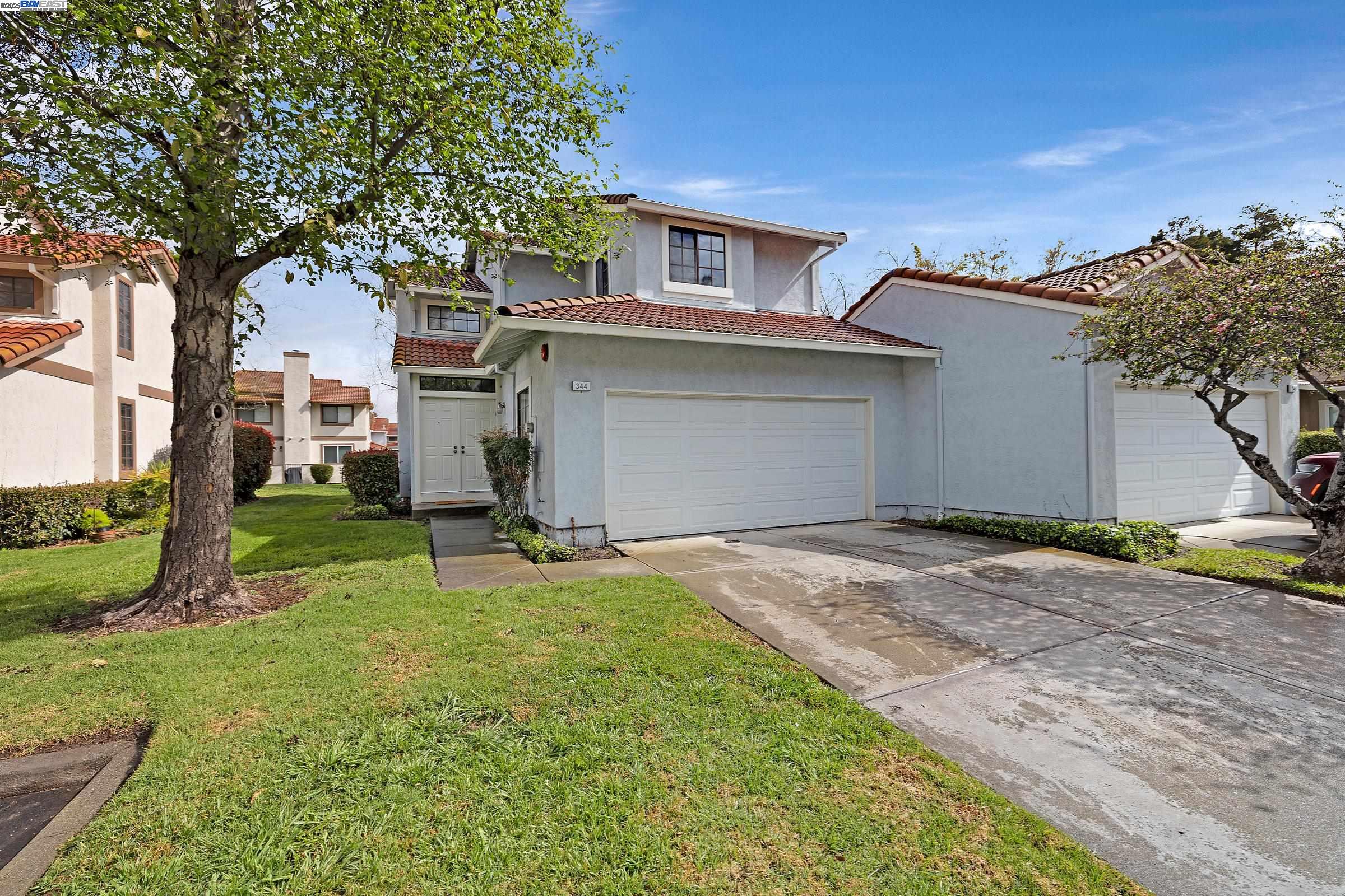 344 Charlotte Common