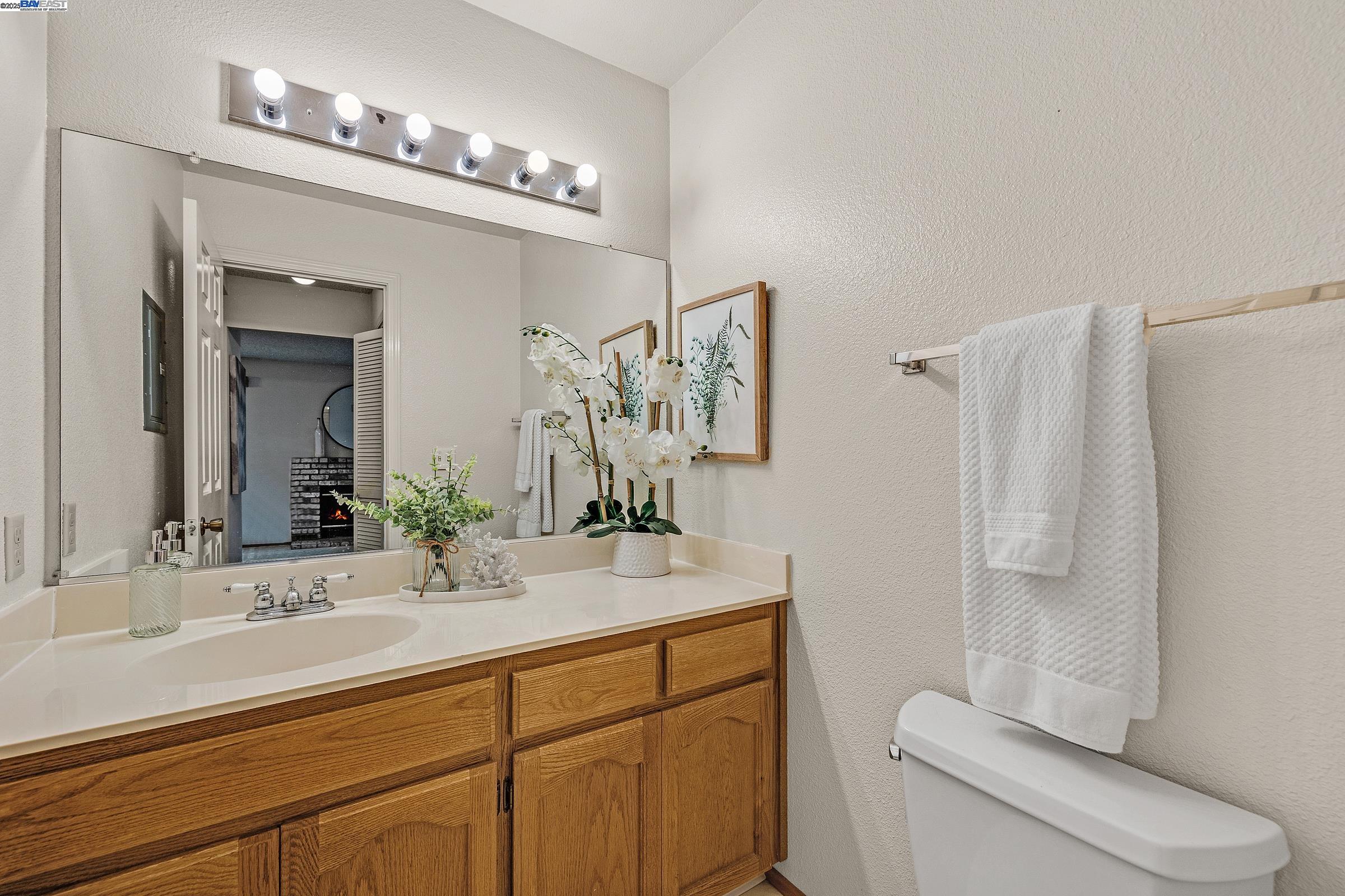 344 Charlotte Common