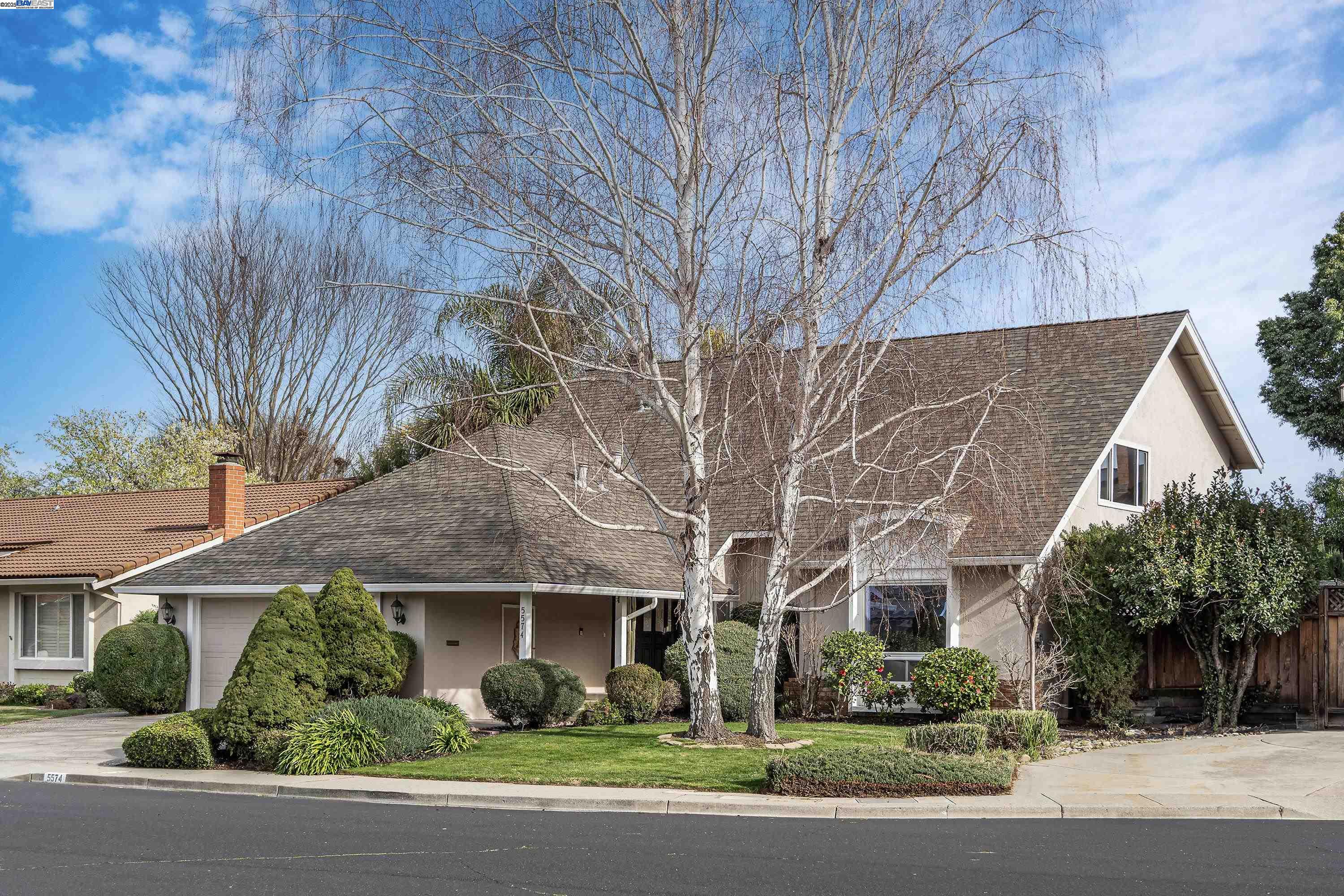 5574 Corte Sonora