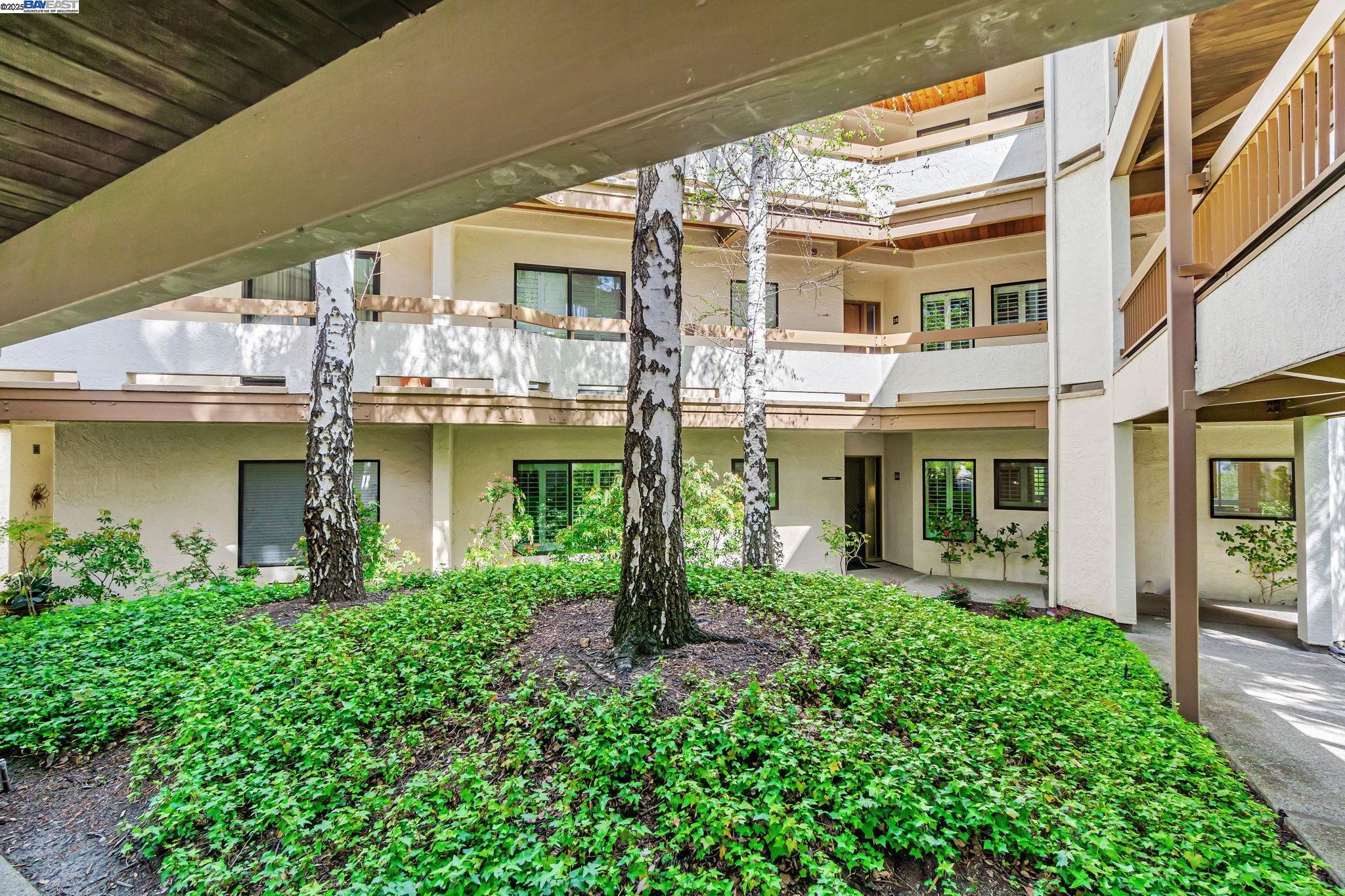 3324 Ptarmigan Dr # 2A