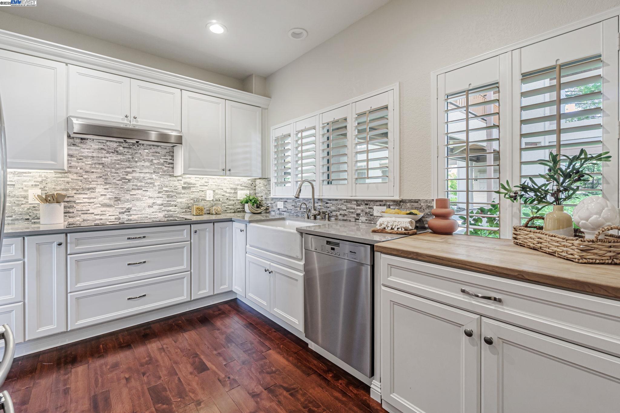 3324 Ptarmigan Dr # 2A