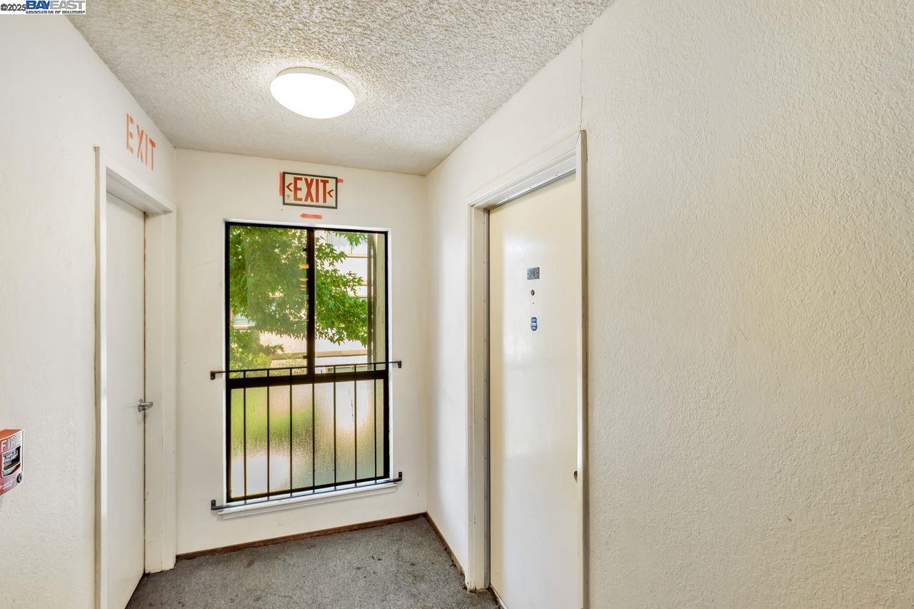 2021 Market Ave # 211