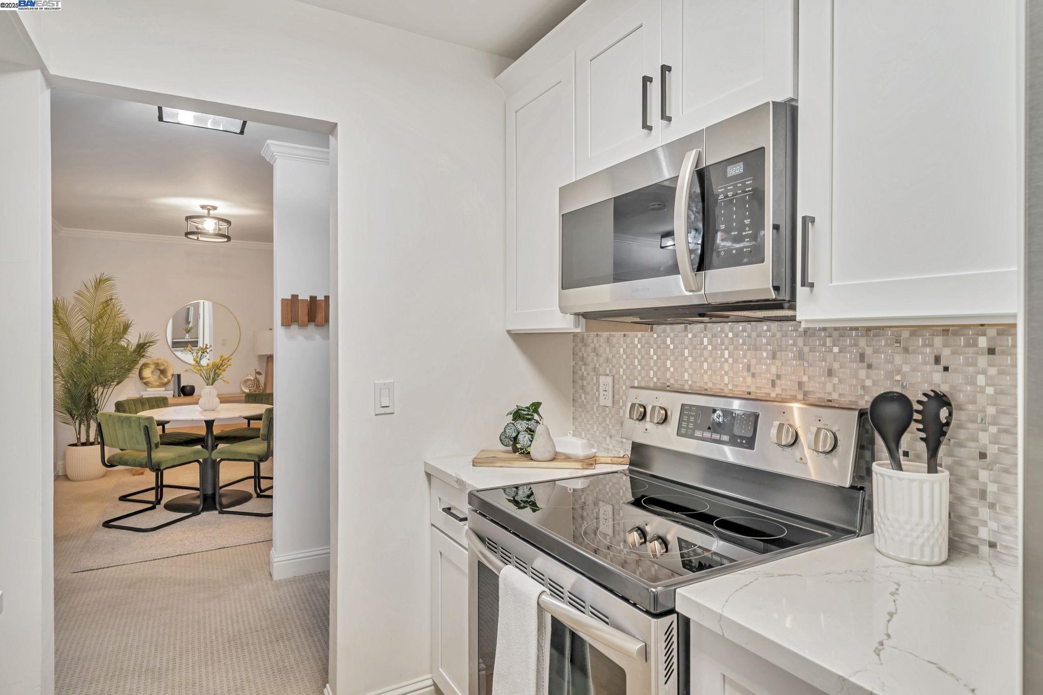 1087 Murrieta Blvd # 244