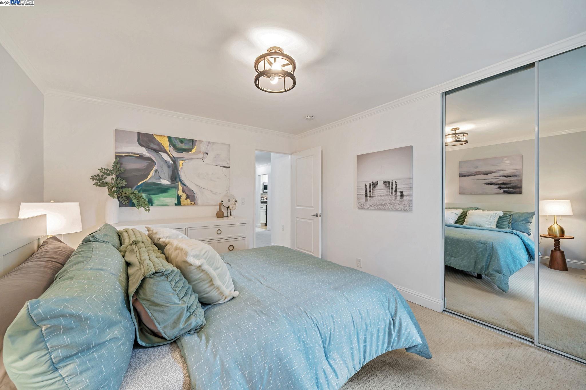 1087 Murrieta Blvd # 244